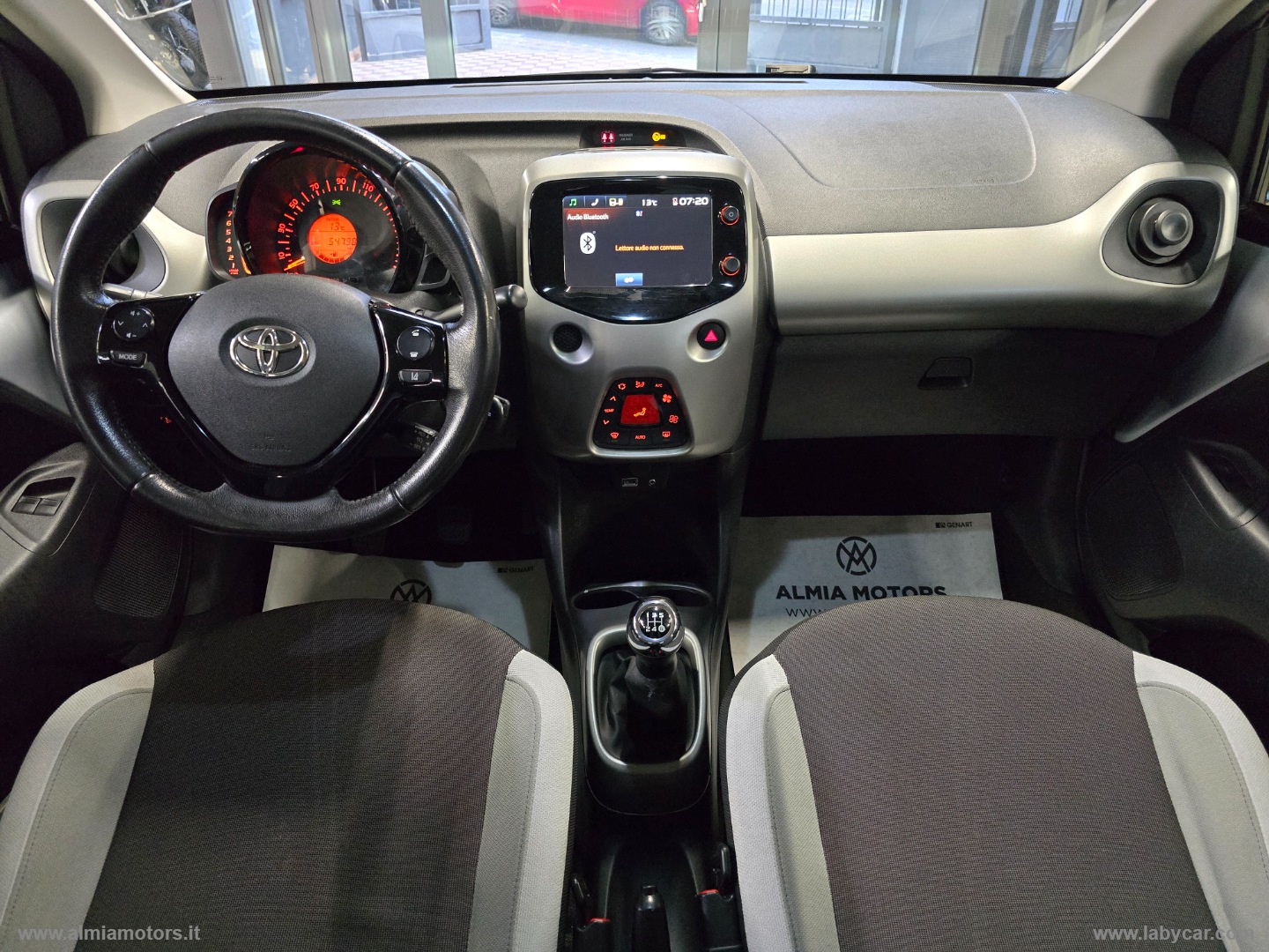 Aygo 1.0 VVT-i 69 CV 5p. x-play TSS - immagine 19