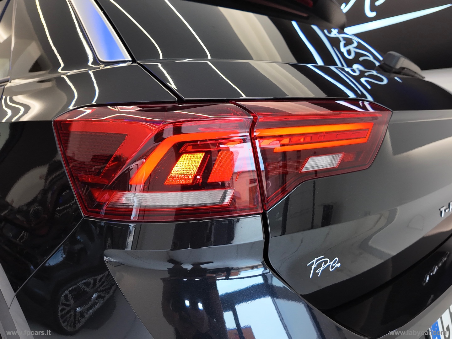 T-Roc 2.0 TDI SCR 150 CV DSG R-Line Plus - immagine 19