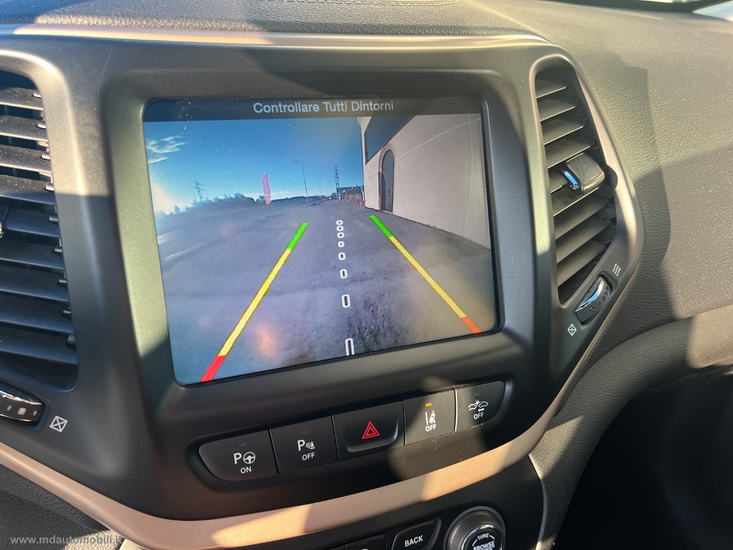 Cherokee 2.0 Mjt II 170 CV 4WD AD.I Lim. SOLO KM.127000 - immagine 19