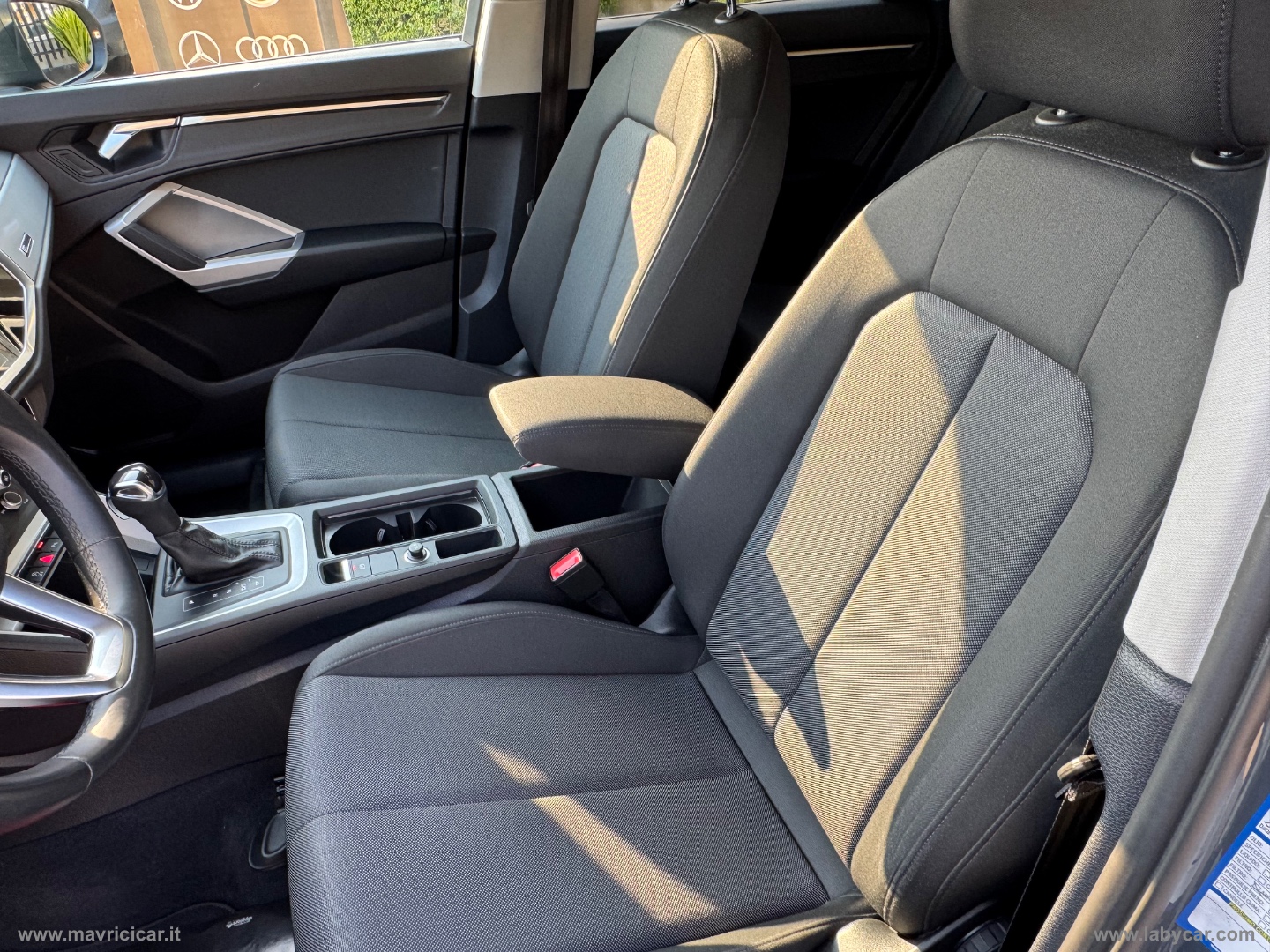 Q3 35 TDI S tronic Business Advanced - immagine 19