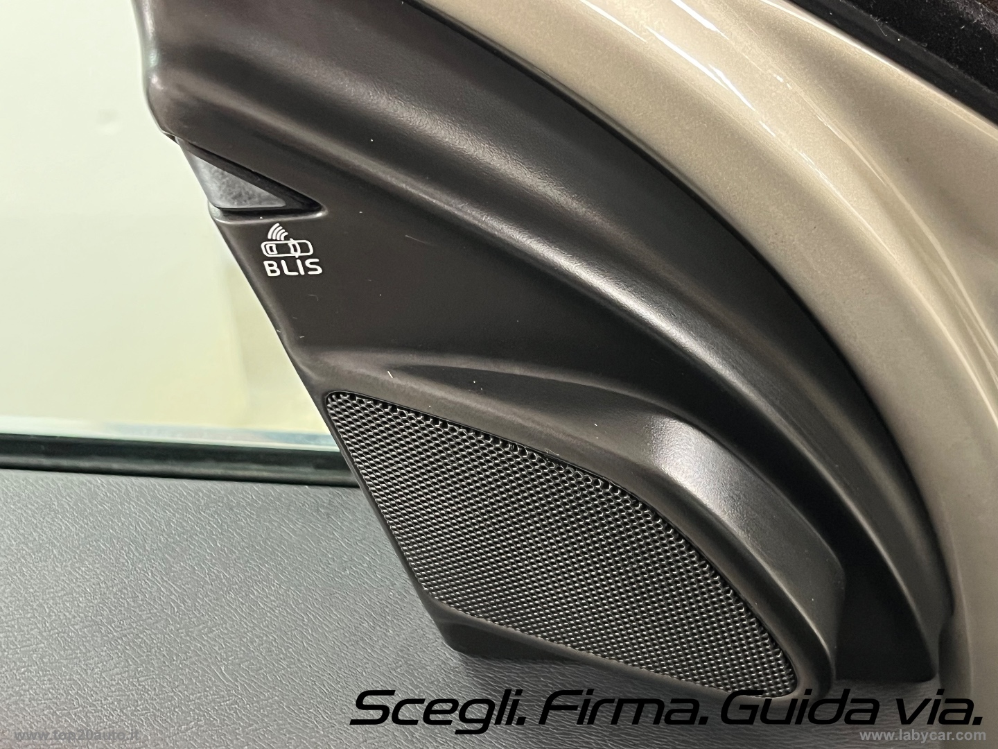 XC60 D5 AWD Geartronic Summum|TETTO|PELLE - immagine 19