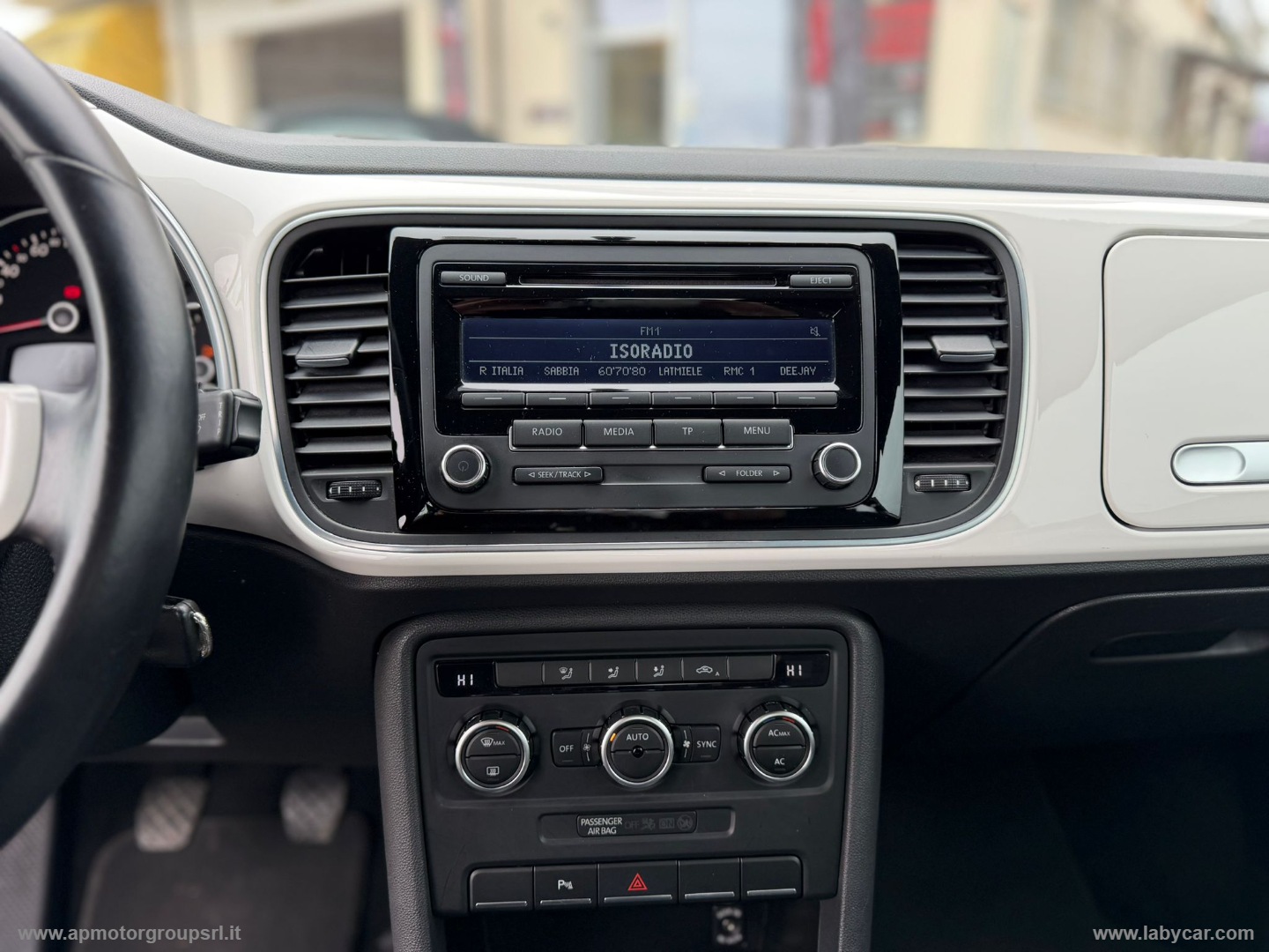 Maggiolino 1.6 TDI Design - immagine 19