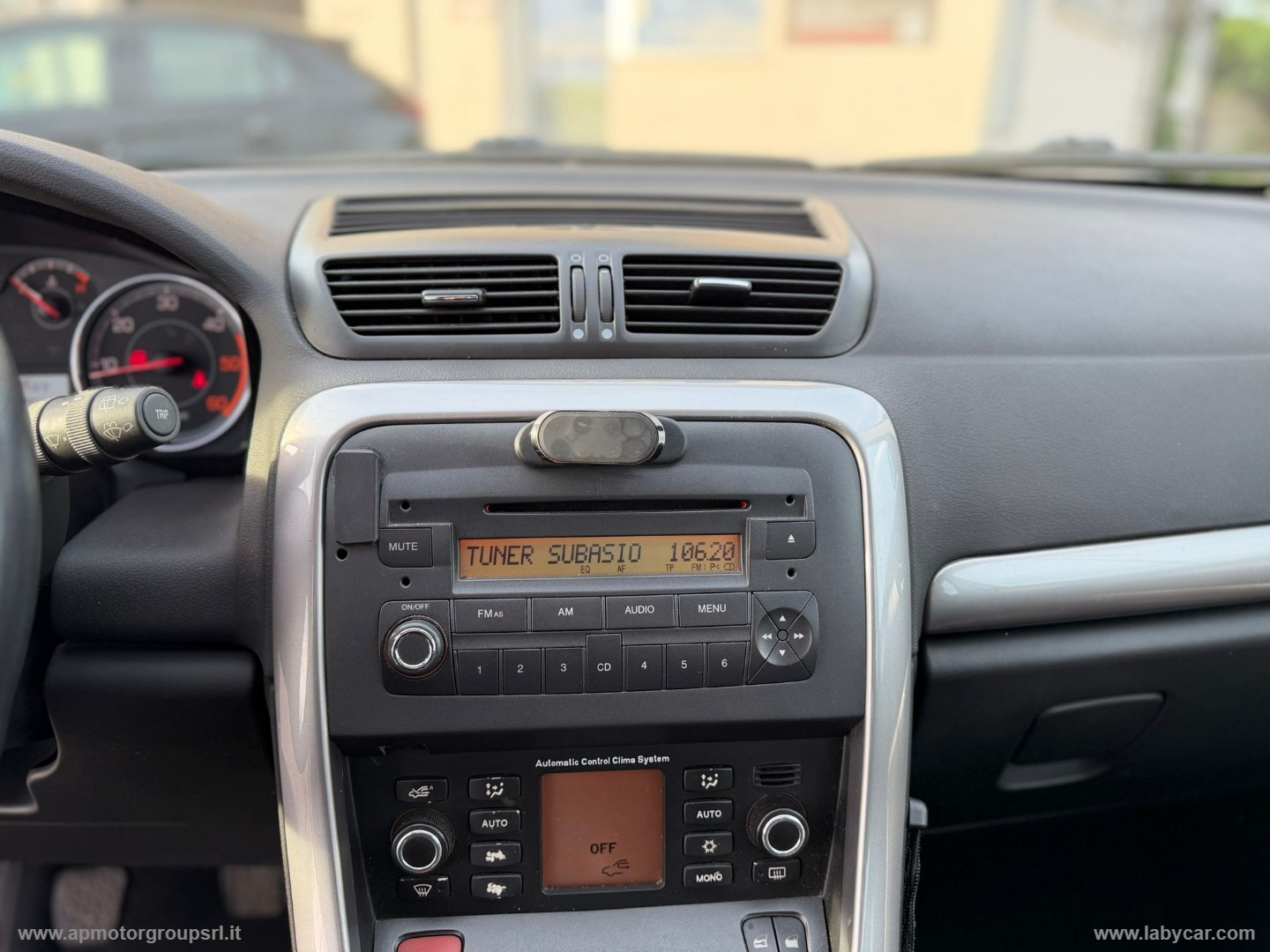 Croma 1.9 MJT Emotion - immagine 19