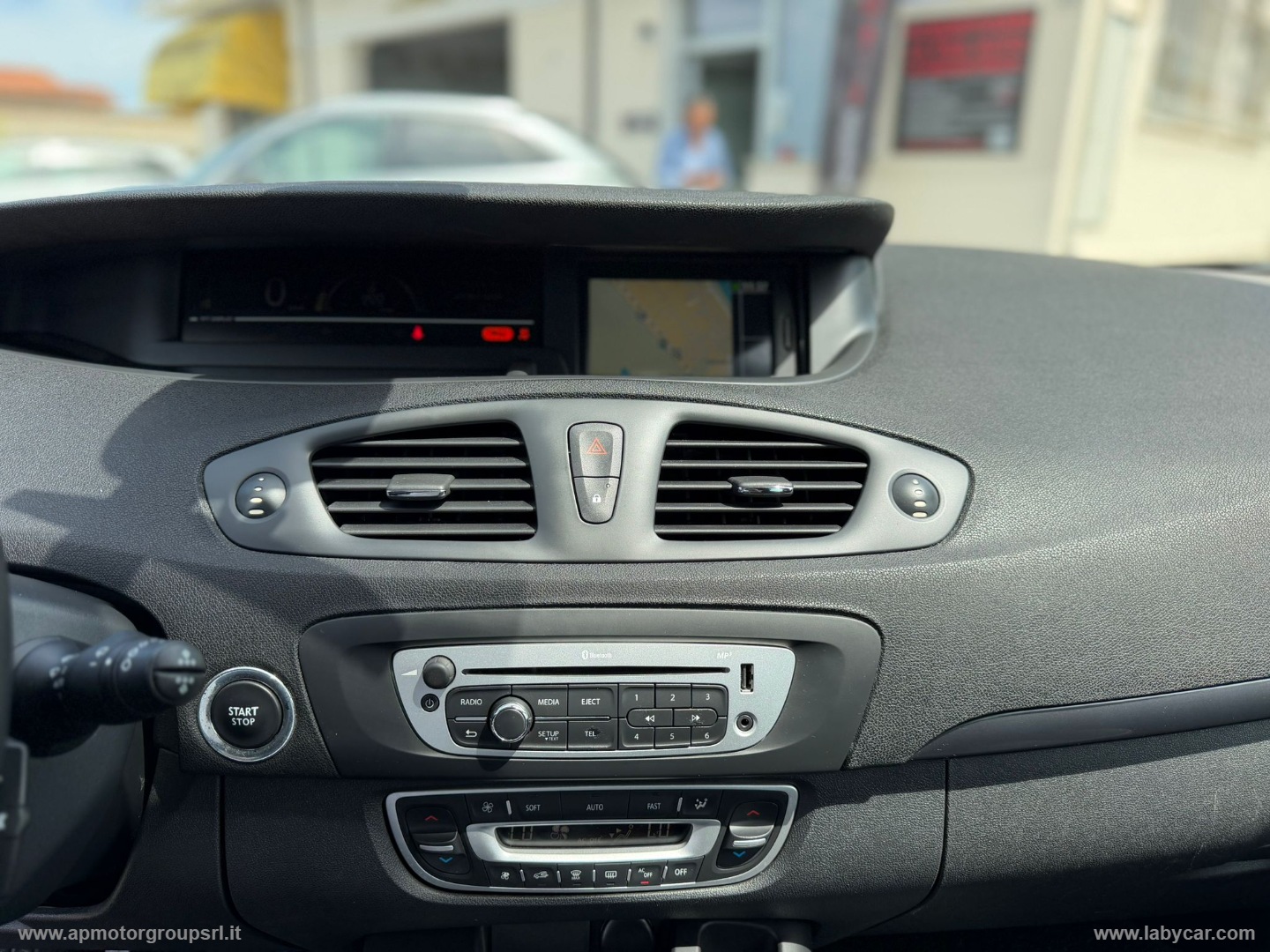 Scénic 1.5 dCi 110 CV S&S Limited - immagine 19