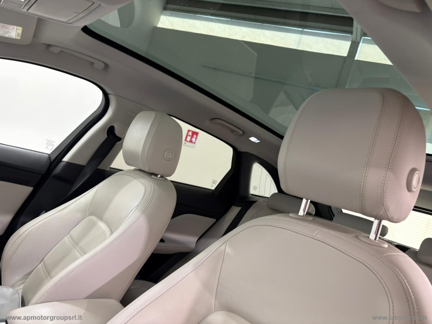 F-Pace 2.0 D 180 CV AWD aut. Prestige - immagine 19