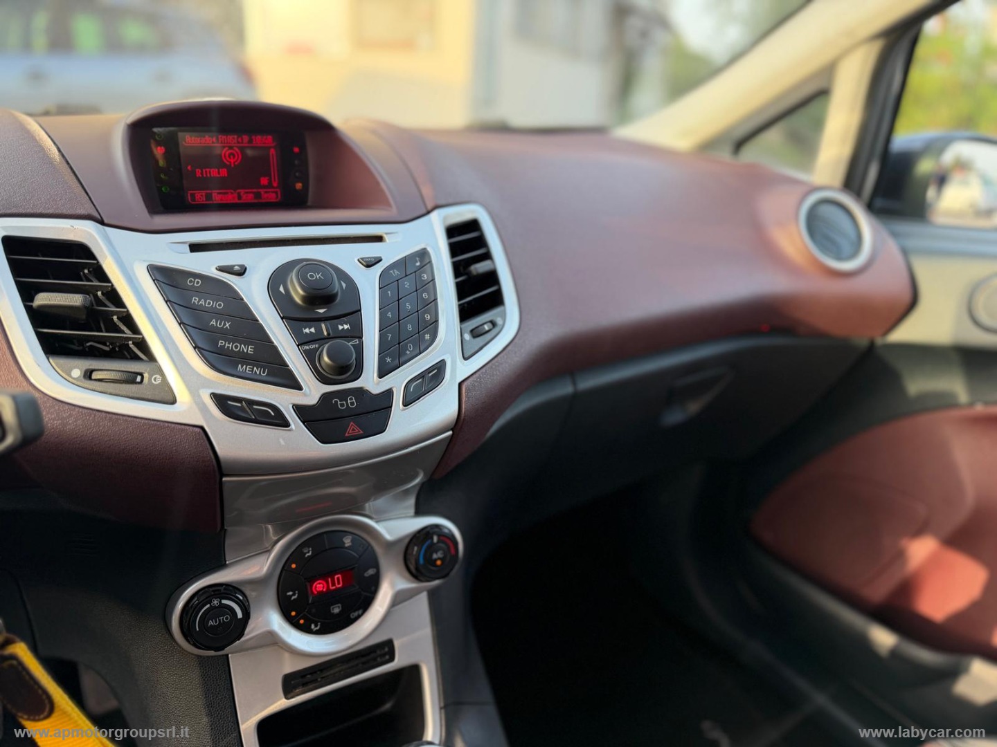 Fiesta 1.2 16V 5p. Titanium - immagine 19