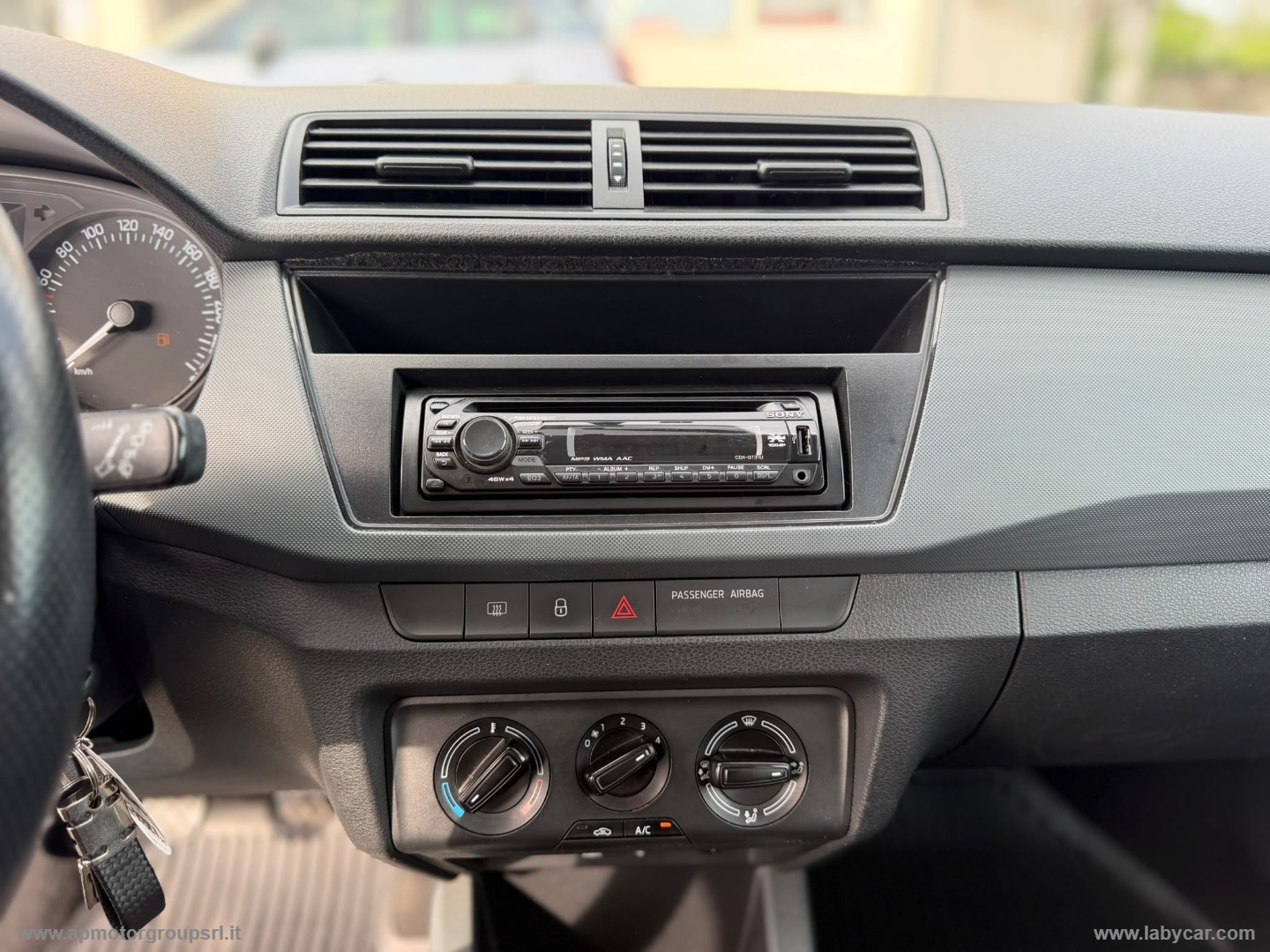 Fabia 1.0 MPI 75 CV Design Edition - immagine 19