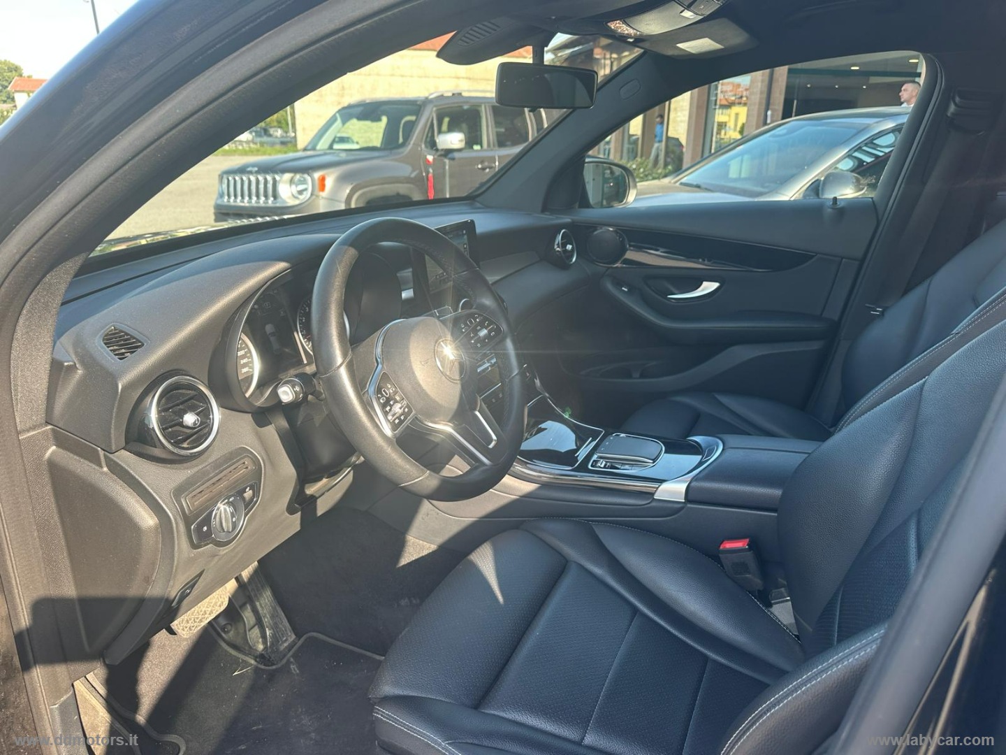 GLC 300 e 4Matic Plug-in hybrid Business PLUG-IN - immagine 19