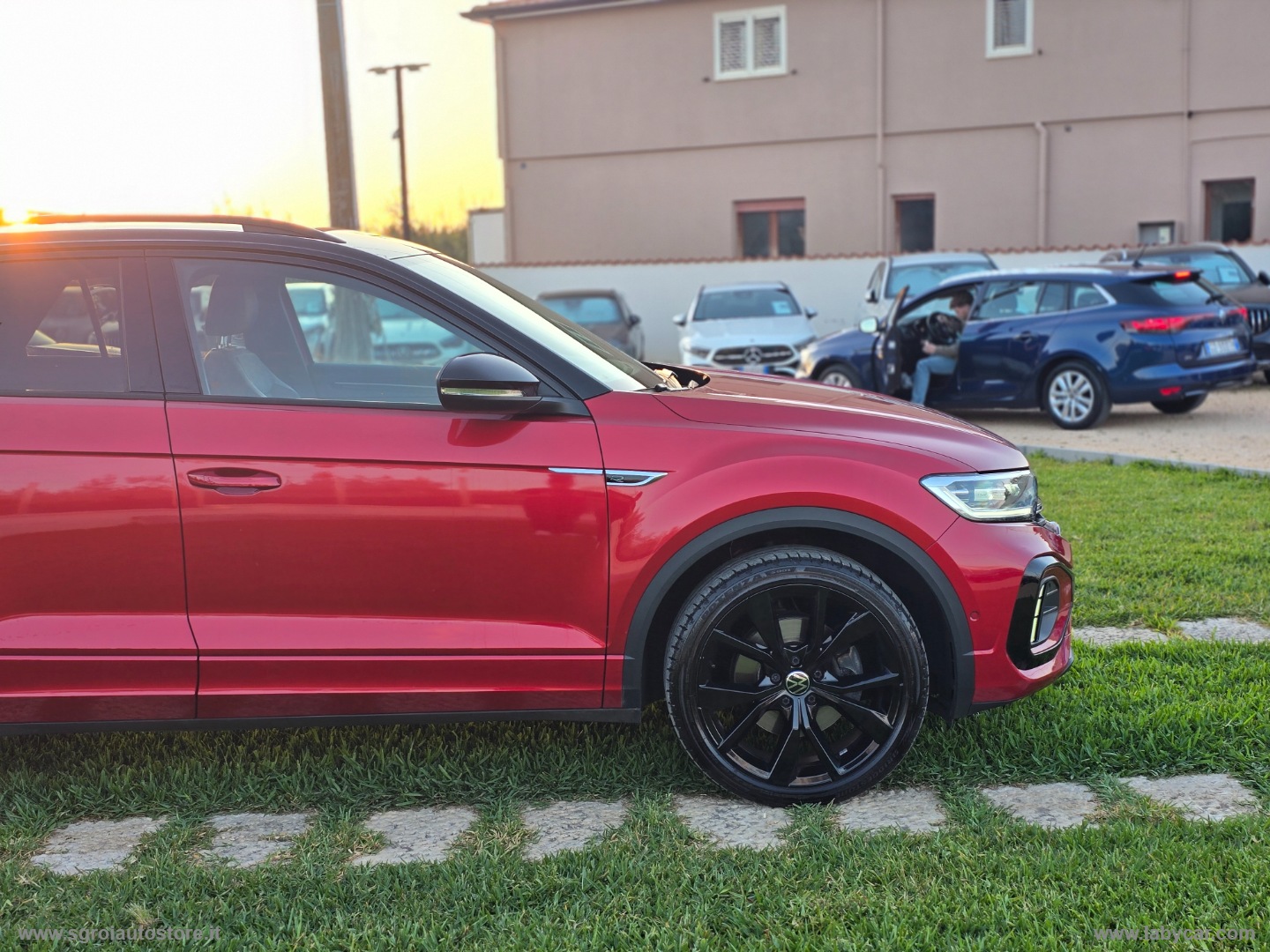 T-Roc 2.0 TDI SCR R-Line - immagine 19