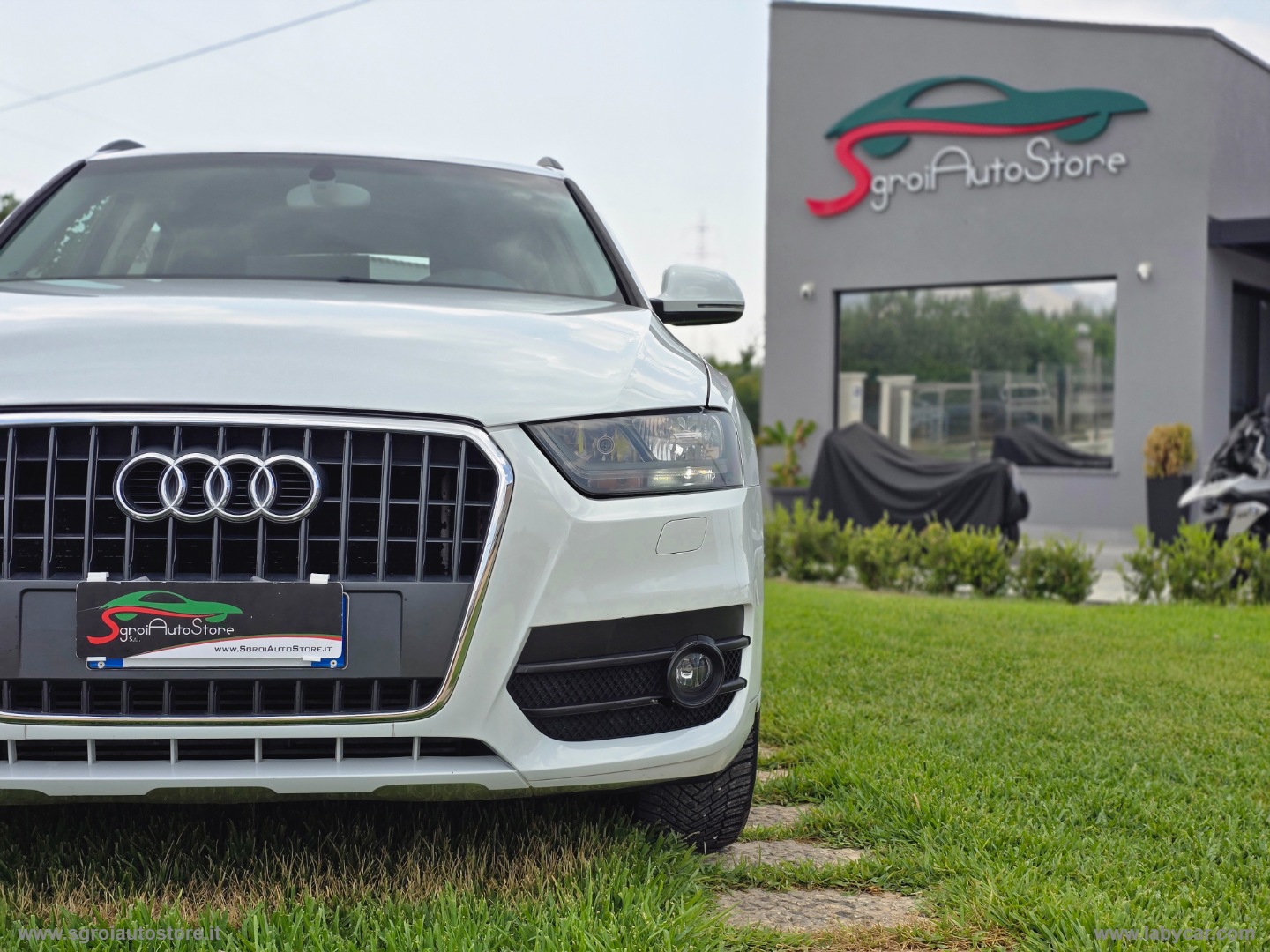 Q3 2.0 TDI Business - immagine 19