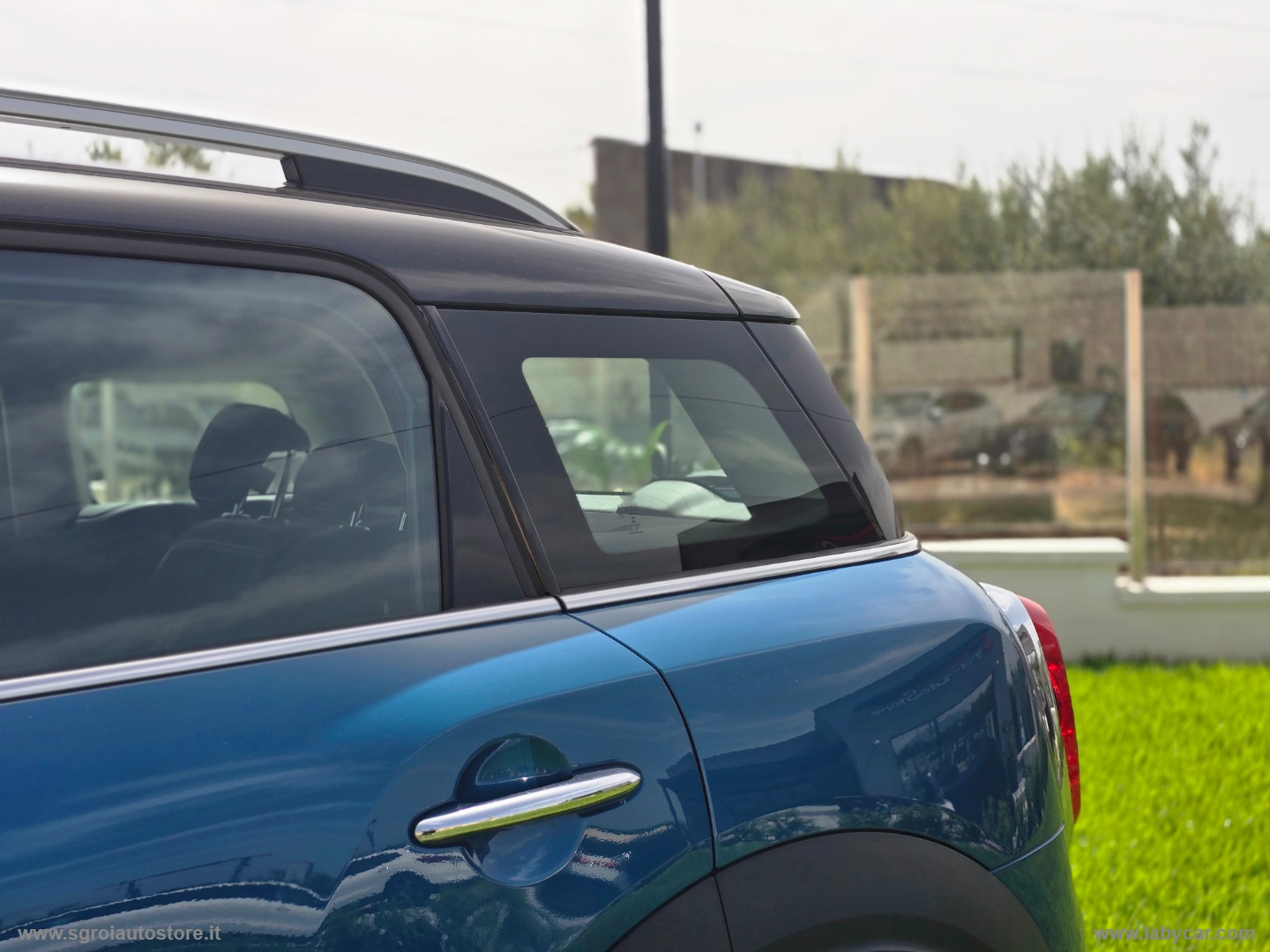 Mini Cooper SD Hype Countryman ALL4 Aut. - immagine 19