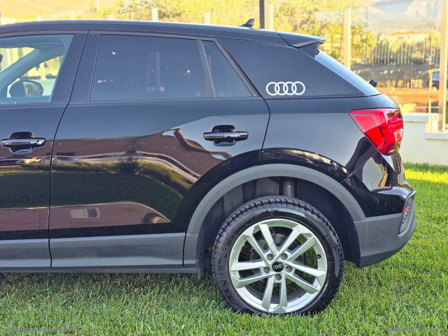 Q2 30 TDI S tronic - immagine 19