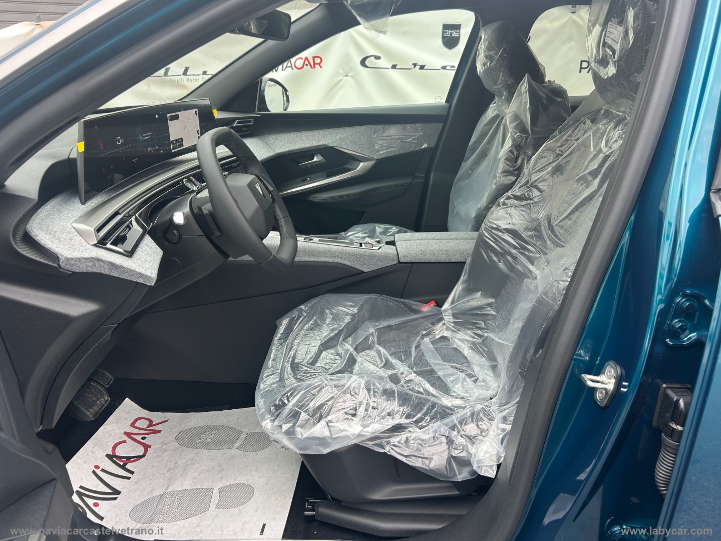 3008 Hybrid 145 e-DCS6 Allure KM/0 - immagine 19
