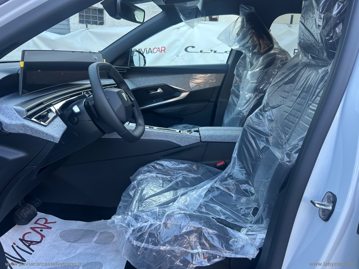 3008 Hybrid 145 e-DCS6 Allure KM/0 - immagine 19