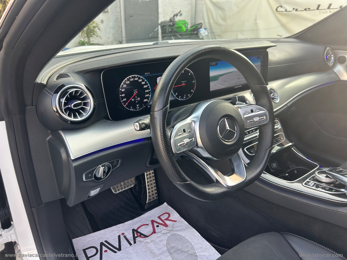 E 220 d AMG PREMIUM NIGHT EDITION - immagine 19