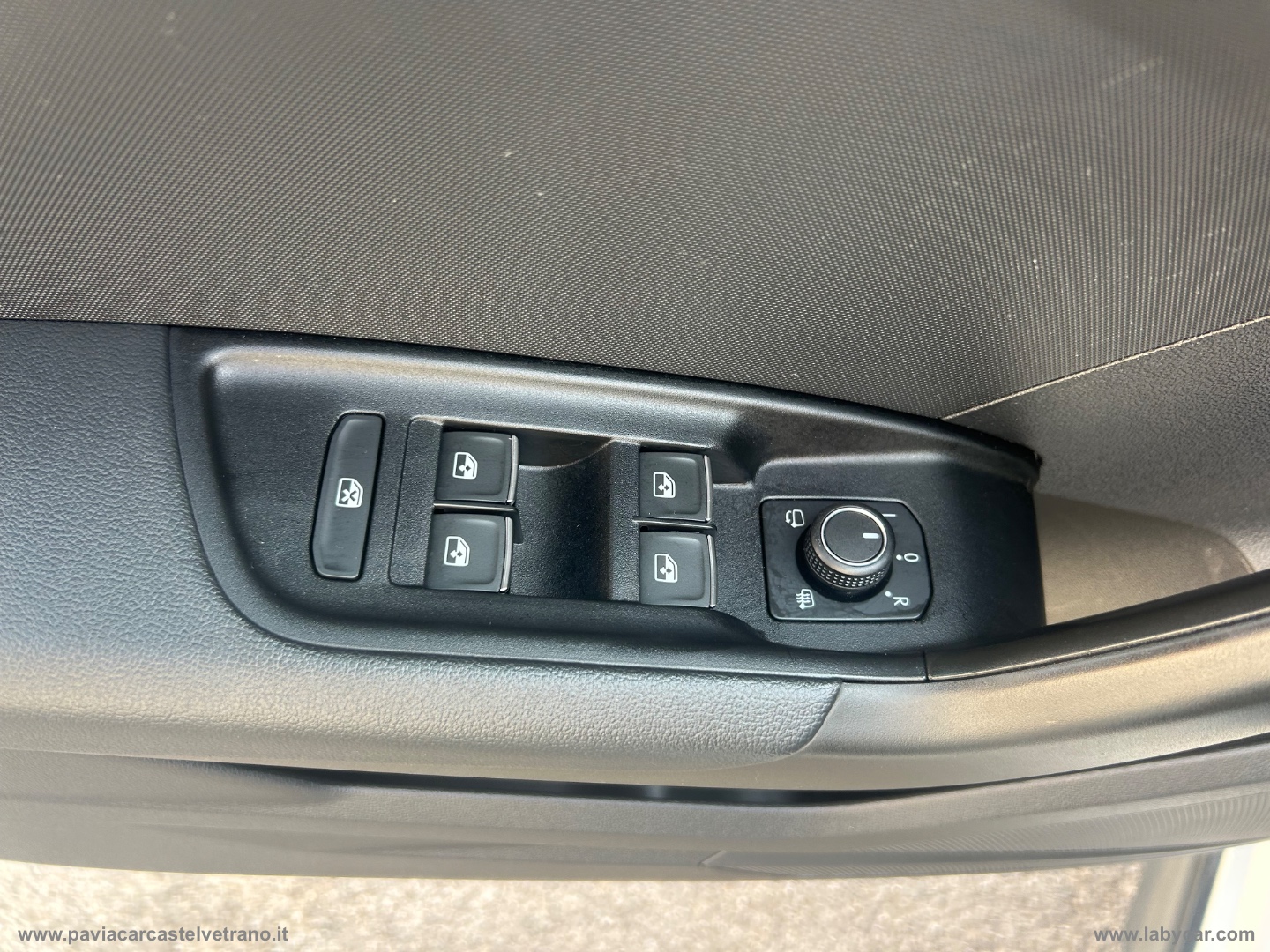 A1 citycarver 30 TFSI S tronic Admired - immagine 19