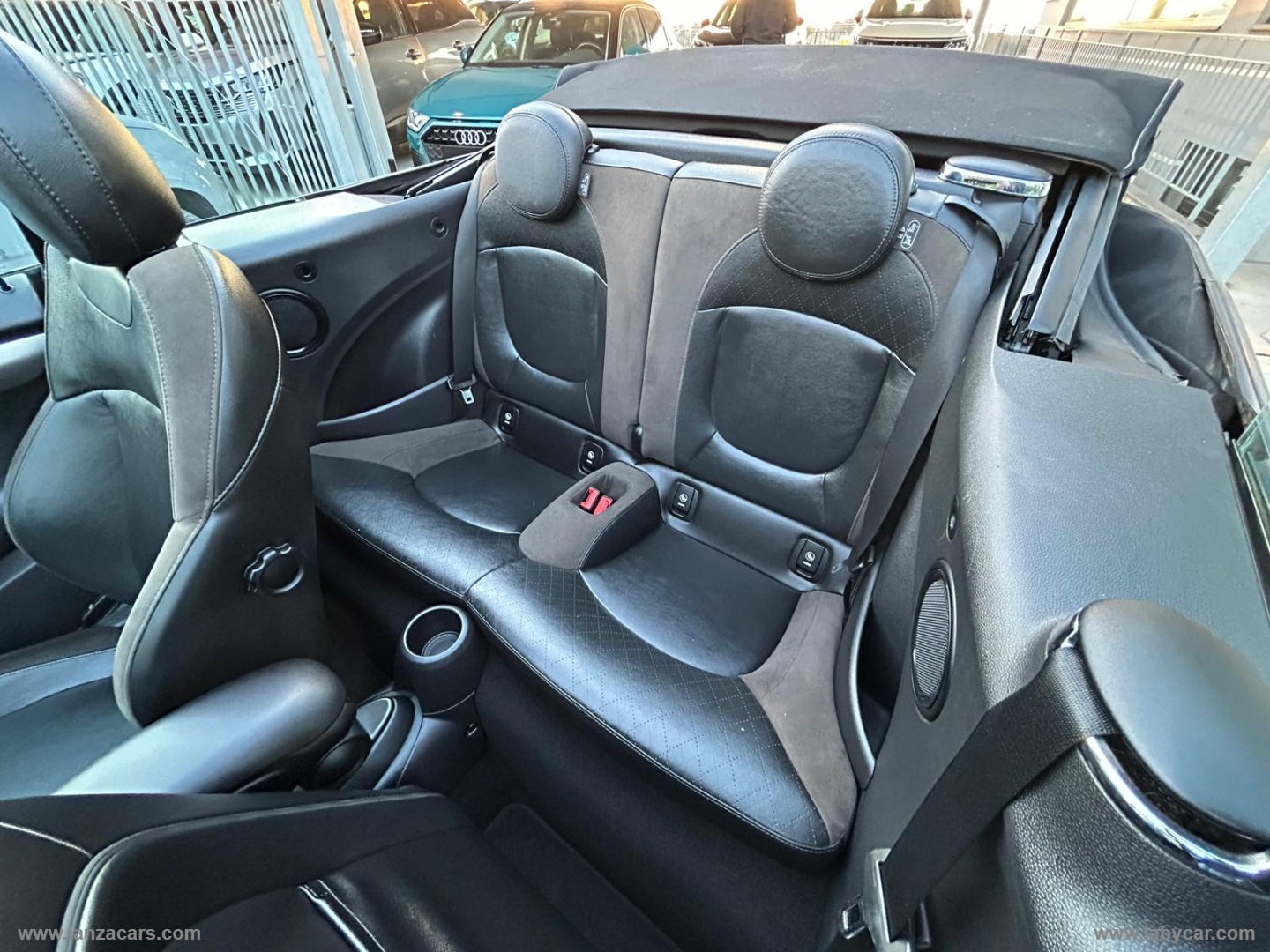 Mini Cooper D Cabrio - immagine 19