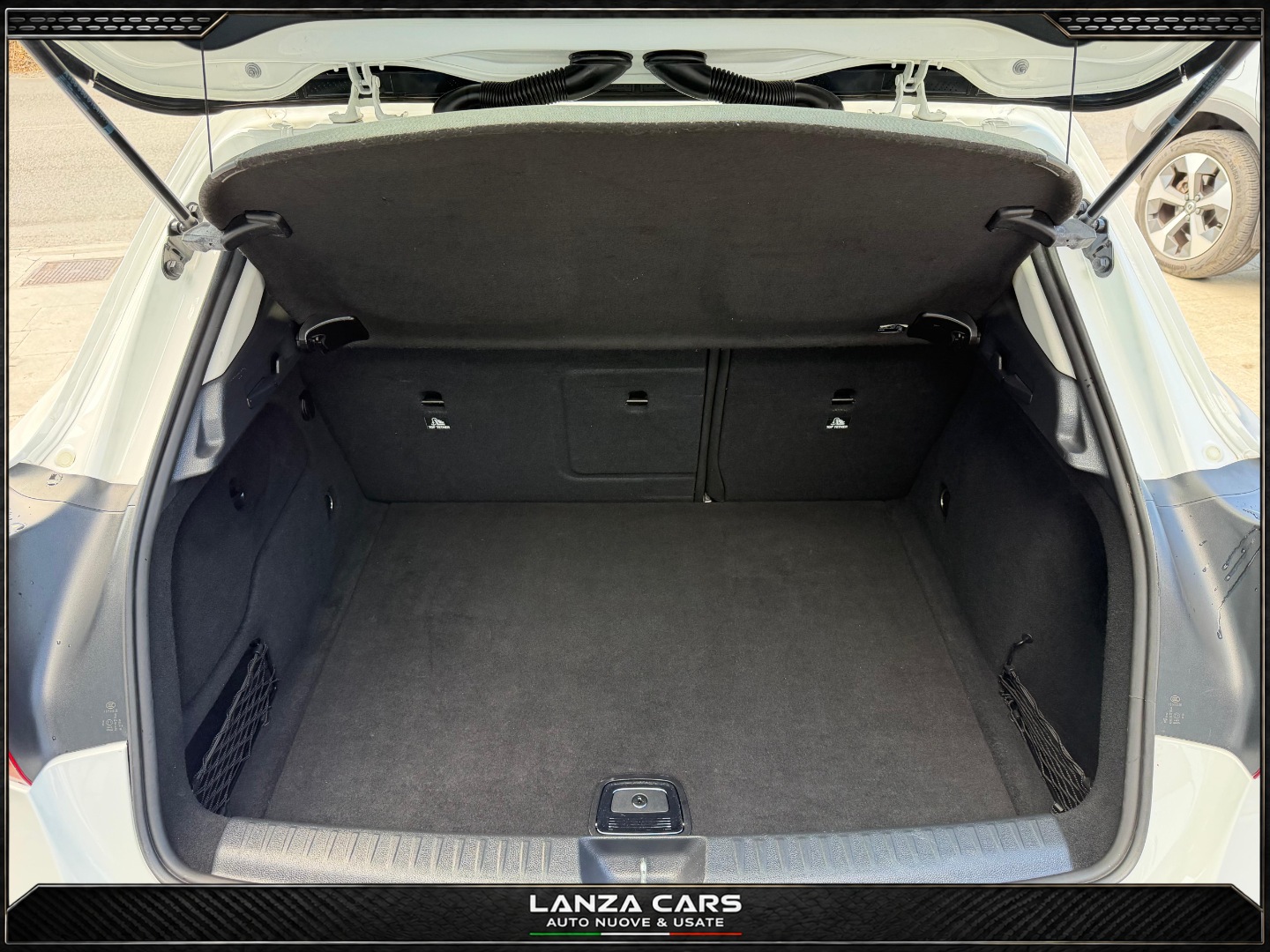 GLA 200 d Automatic Sport - immagine 19