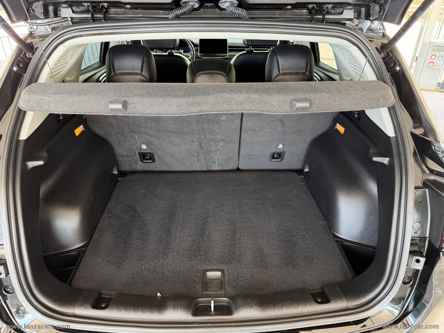 Compass 1.6 Mjt II 2WD Limited - immagine 19