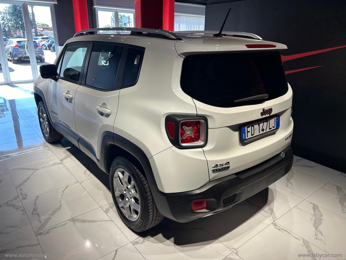 Renegade 2.0 Mjt 140 CV 4WD Limited - immagine 19