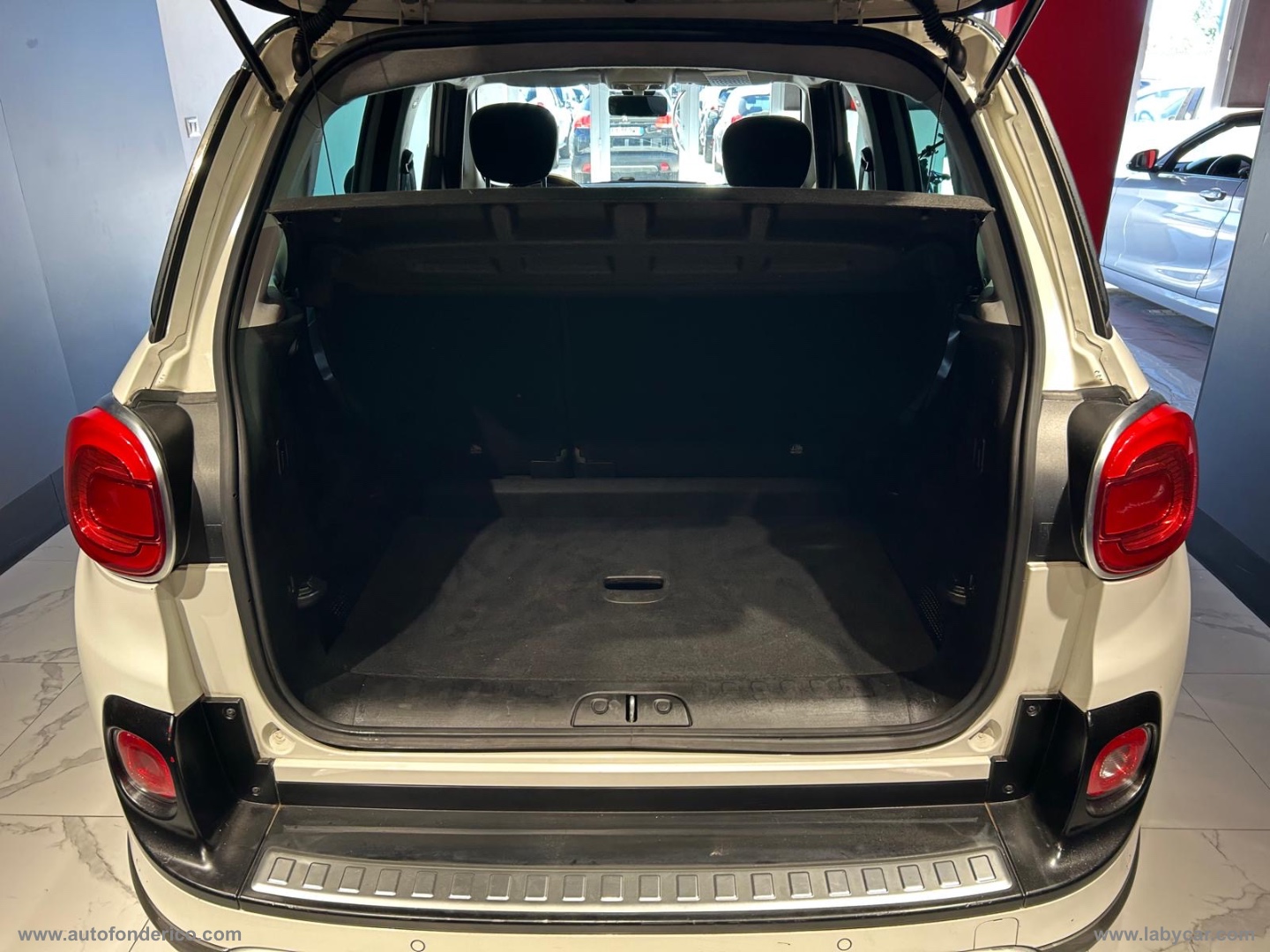 500L 1.6 MJT 105 CV Trekking - immagine 19