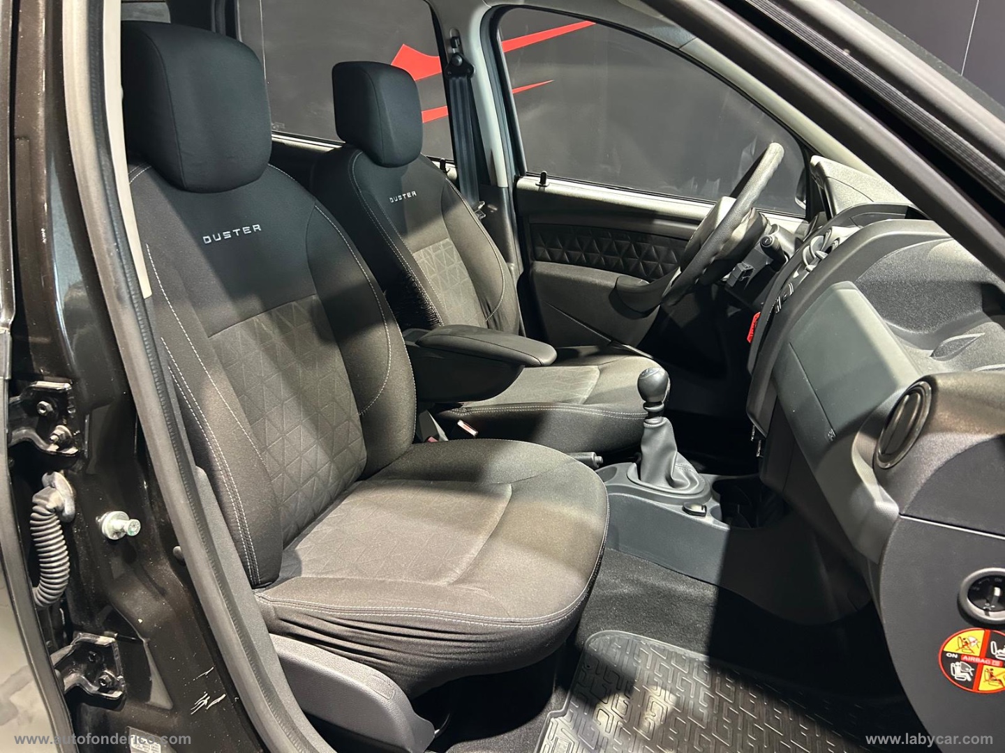 Duster 1.5 dCi 110 CV 4x4 Ambiance - immagine 19