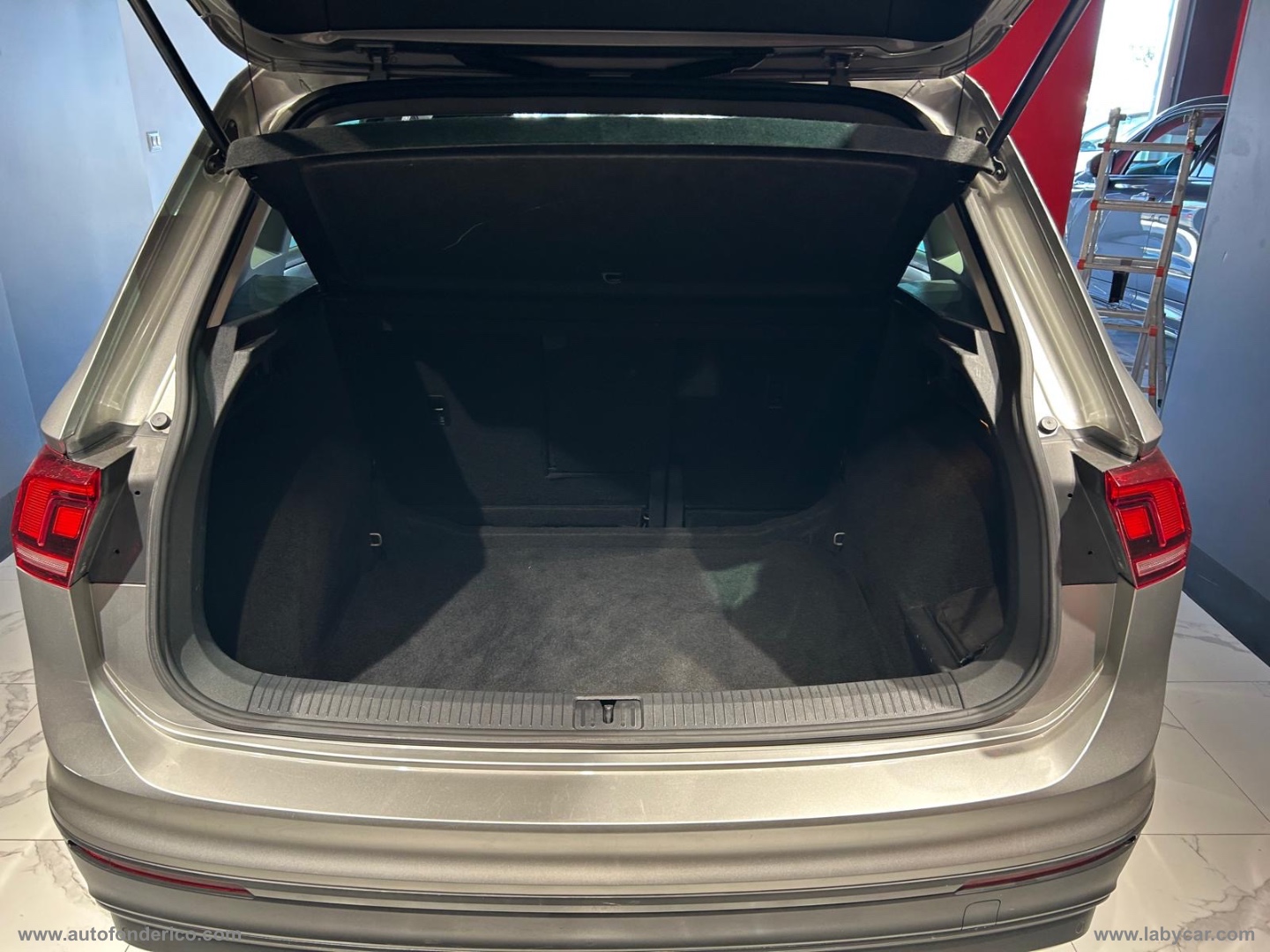 Tiguan 2.0 TDI 4MOTION Executive BMT - immagine 19