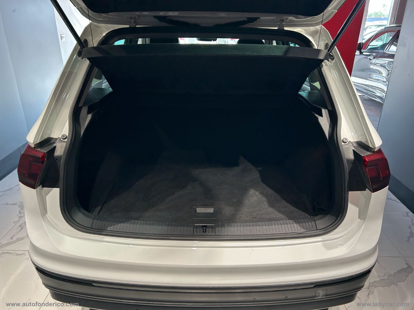 Tiguan 1.6 TDI Style BMT - immagine 19