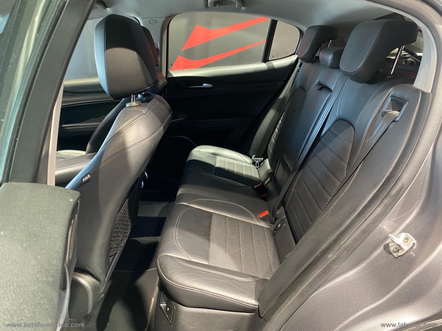 Stelvio 2.2 Diesel 210 CV AT8 Q4 EXECUTIVE - immagine 19