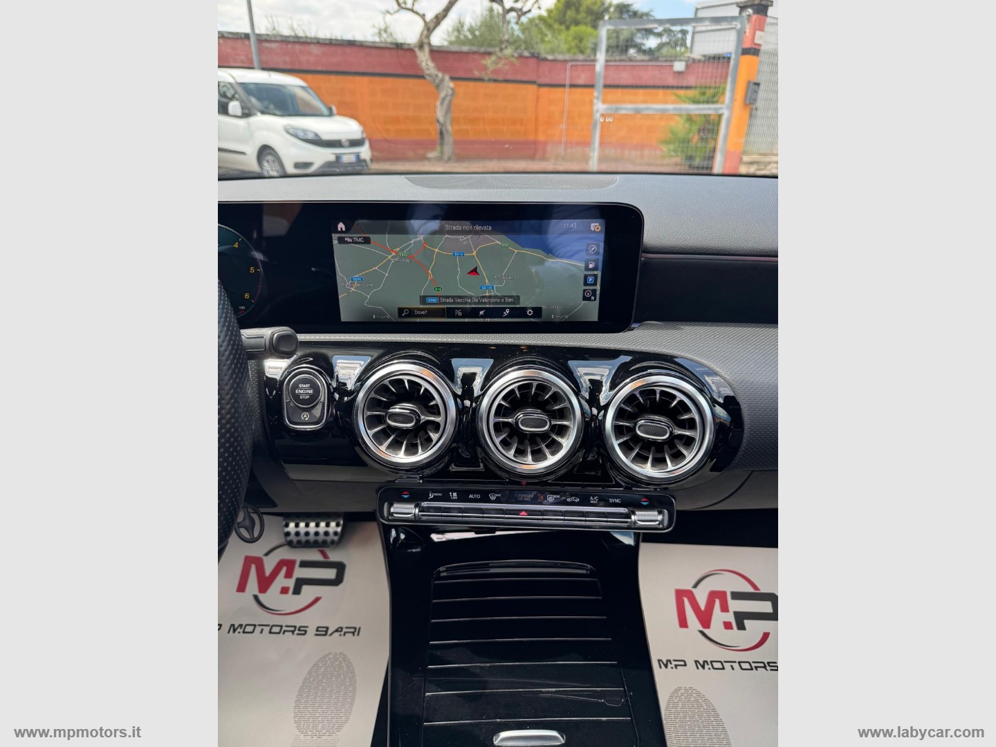 A 200 D PREMIUM AMG LINE AUTOMATICA 2.0 150CV - immagine 19