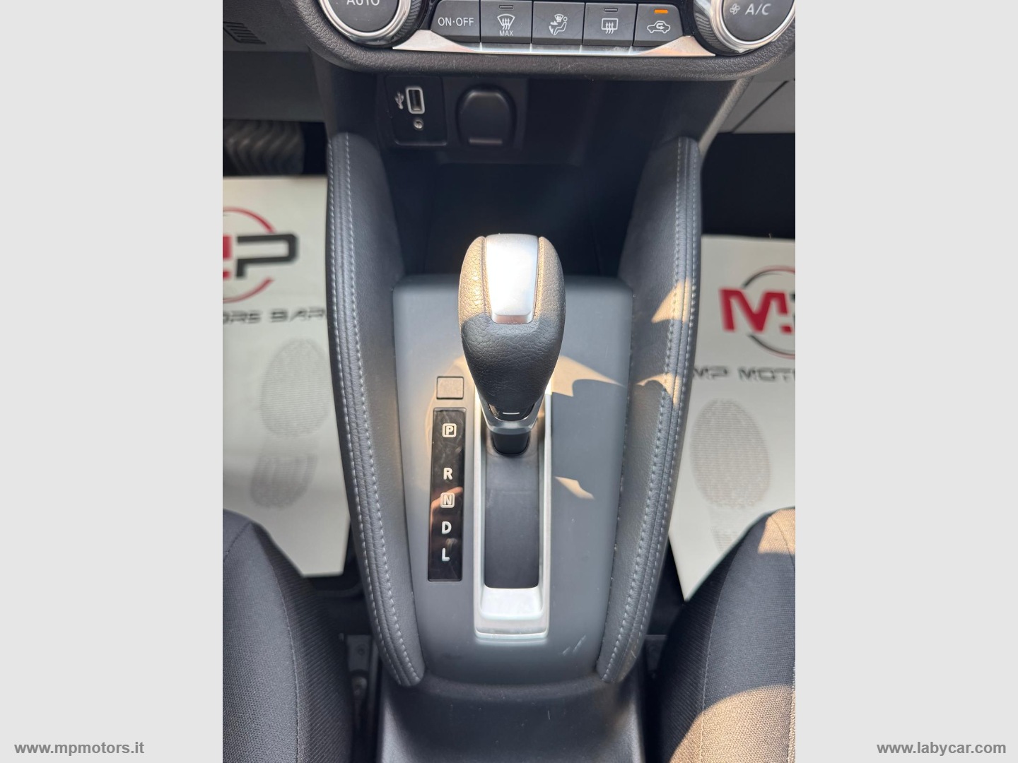 MICRA 1.0 92CV ACENTA AUTOMATICA - immagine 19