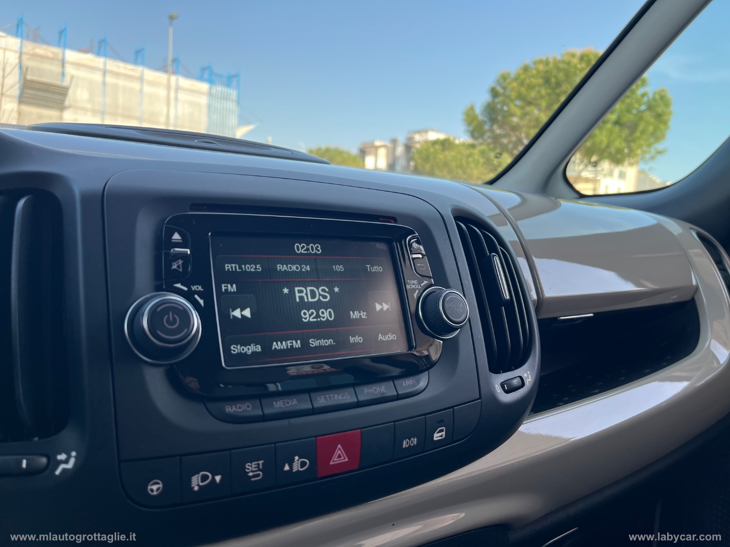 500L 1.4 95 CV Lounge - immagine 19