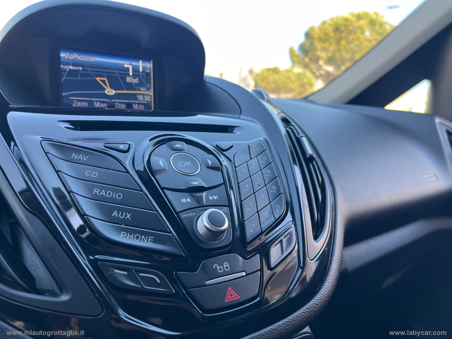 B-Max 1.5 TDCi 75 CV Titanium X - immagine 19