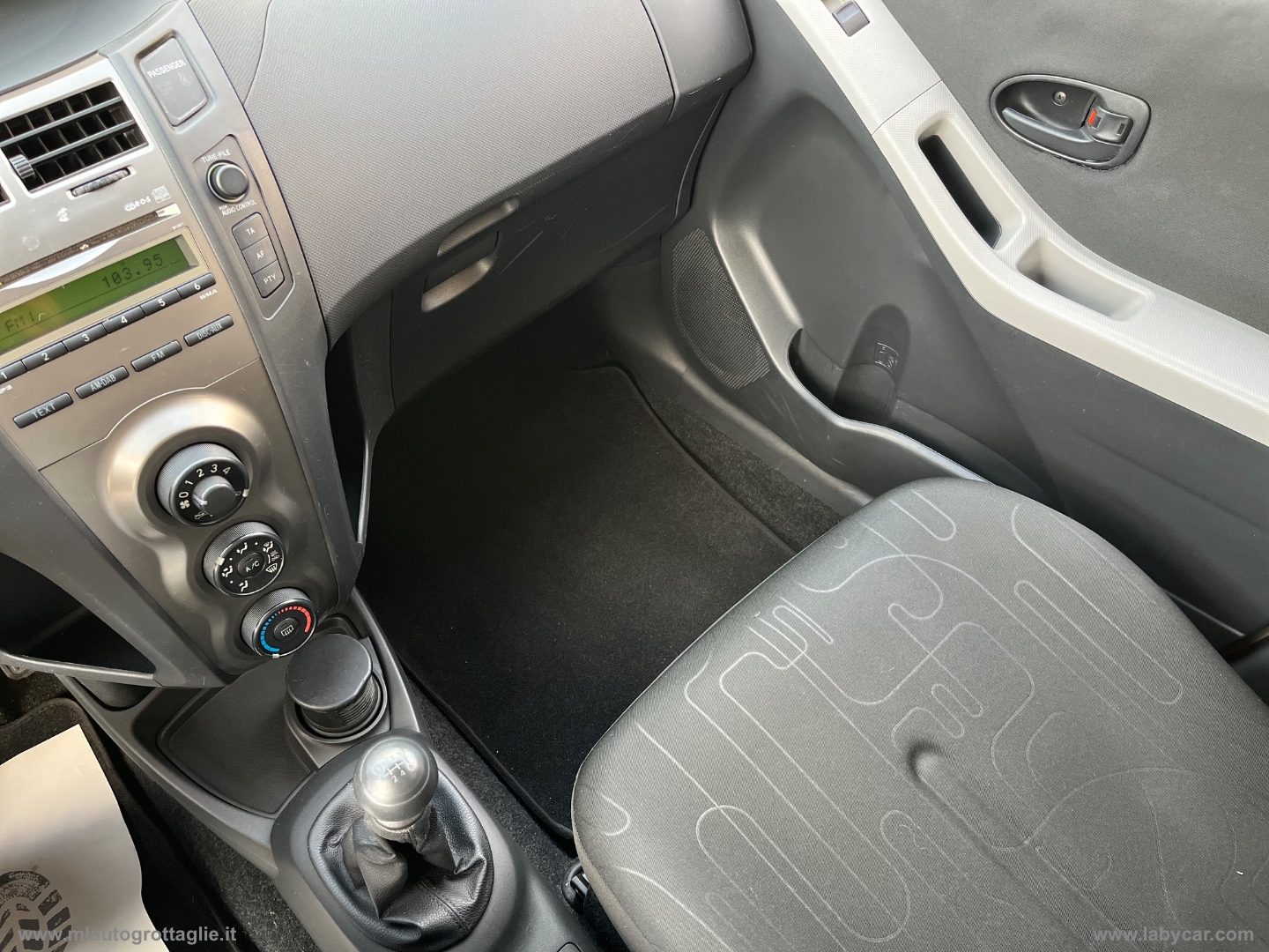 Yaris 1.4 D-4D 5p. Sol - immagine 19