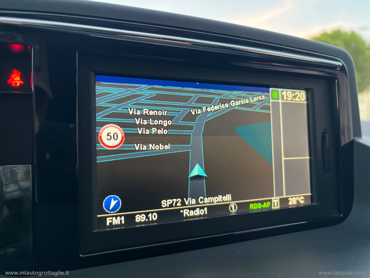 Mégane 1.5 dCi 110 CV SporTour Limited - immagine 19