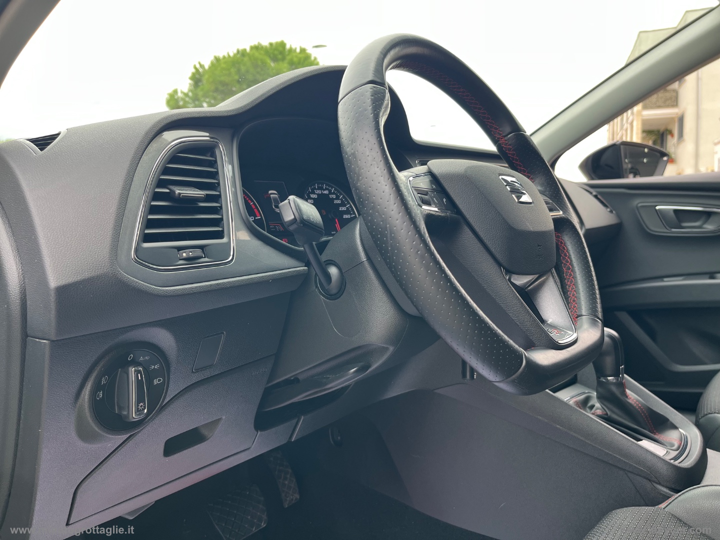 Leon 2.0 TDI 150 CV DSG 5p. FR - immagine 19
