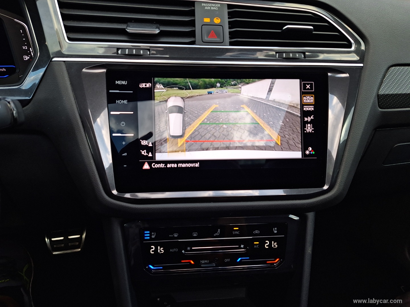 Tiguan Allsp. 4MOTION R-LINE TETTO PELLE - immagine 19