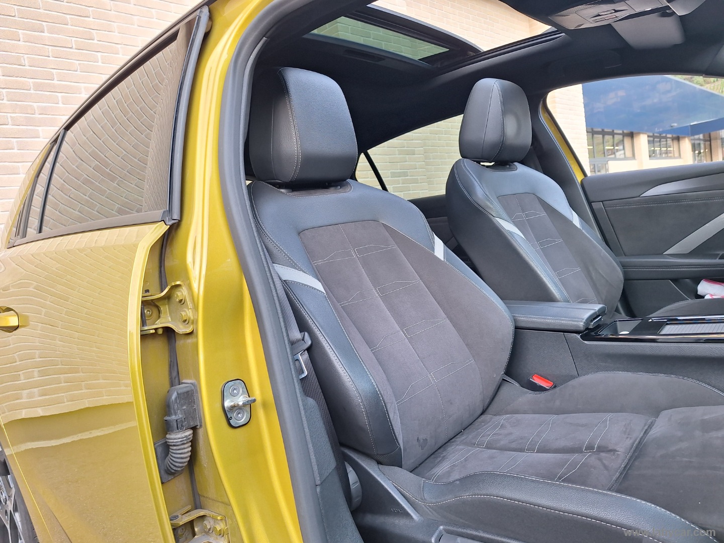Astra Ultimate TETTO SERVICE UFF 1.5 Turbo D 130 CV AT8 - immagine 19