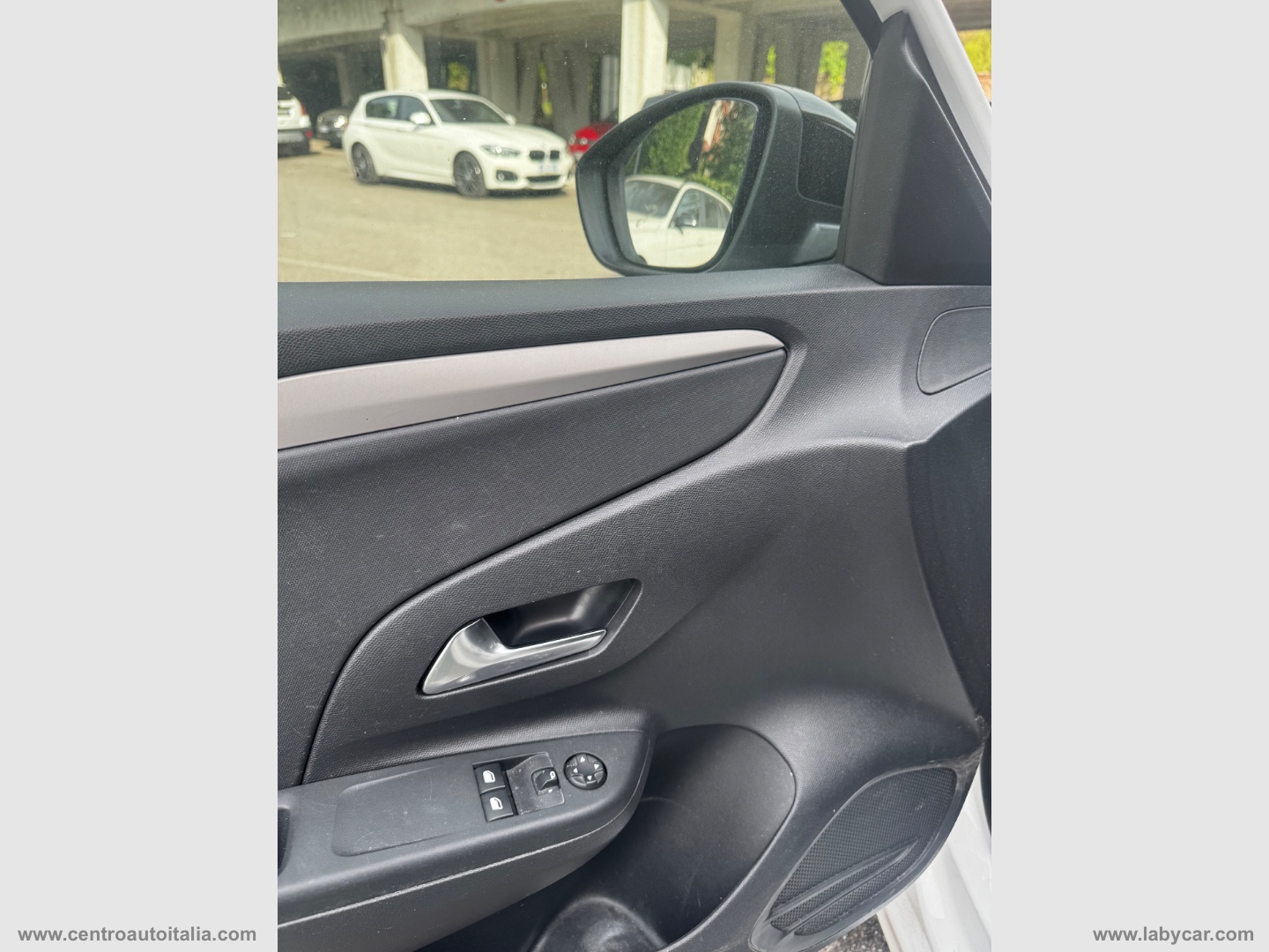 Corsa 1.5 D 100 CV Blitz Edition - immagine 19