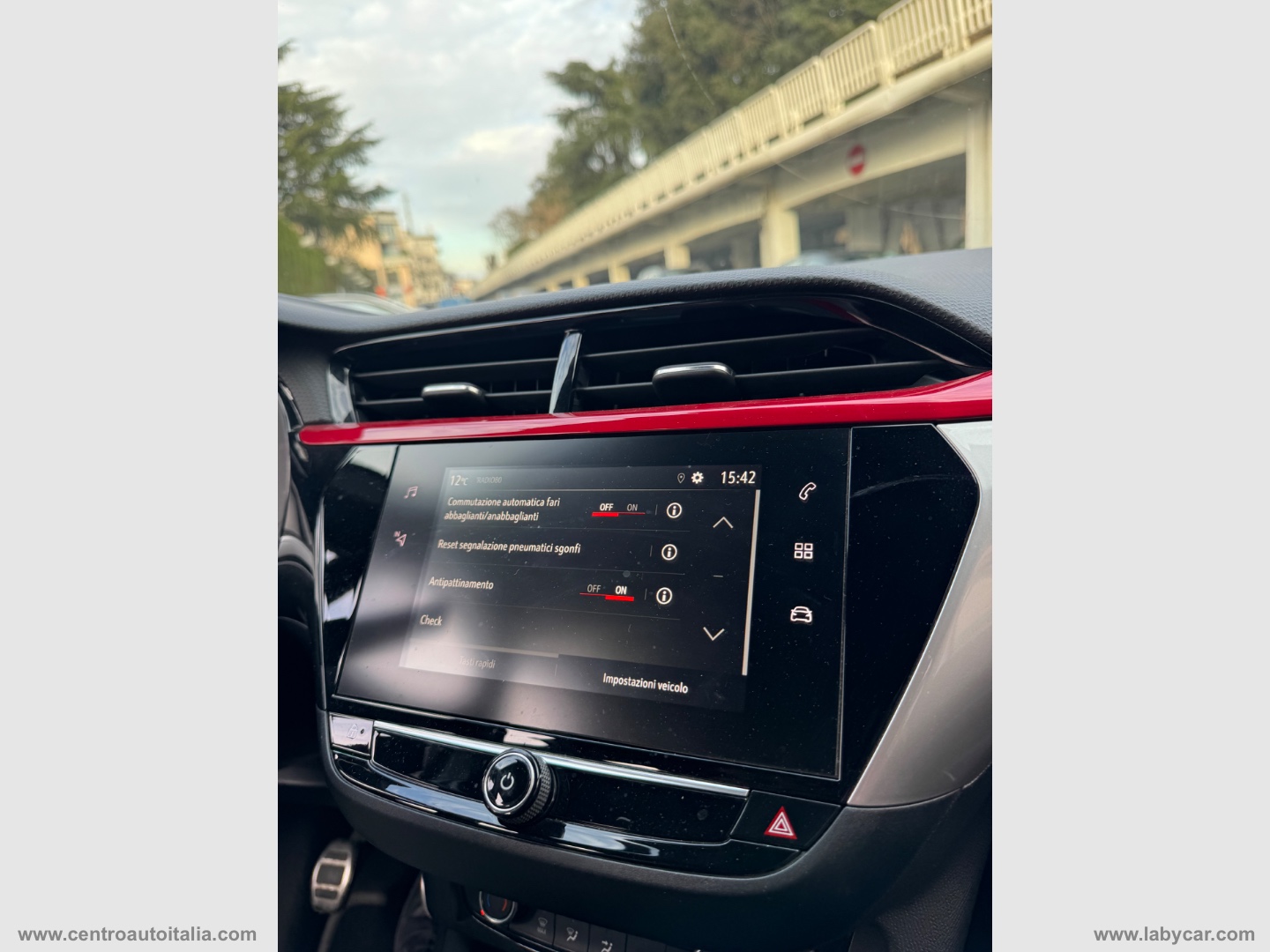 Corsa 1.2 100 CV GS Line - immagine 19