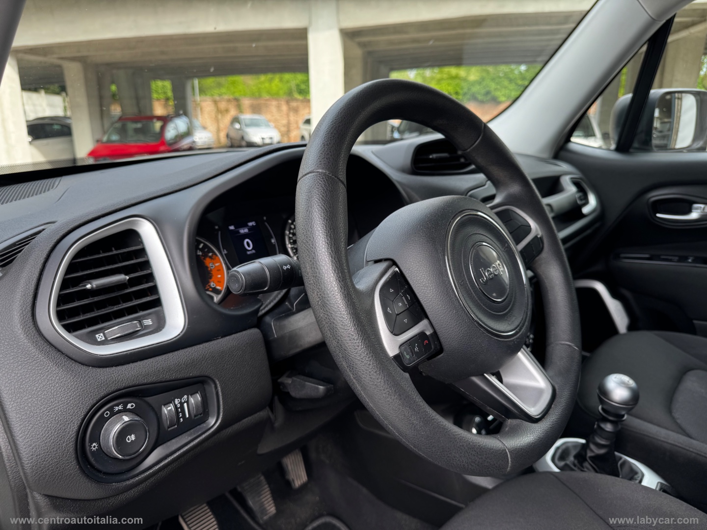 Renegade 2.0 Mjt 4WD Active Drive Sport - immagine 19