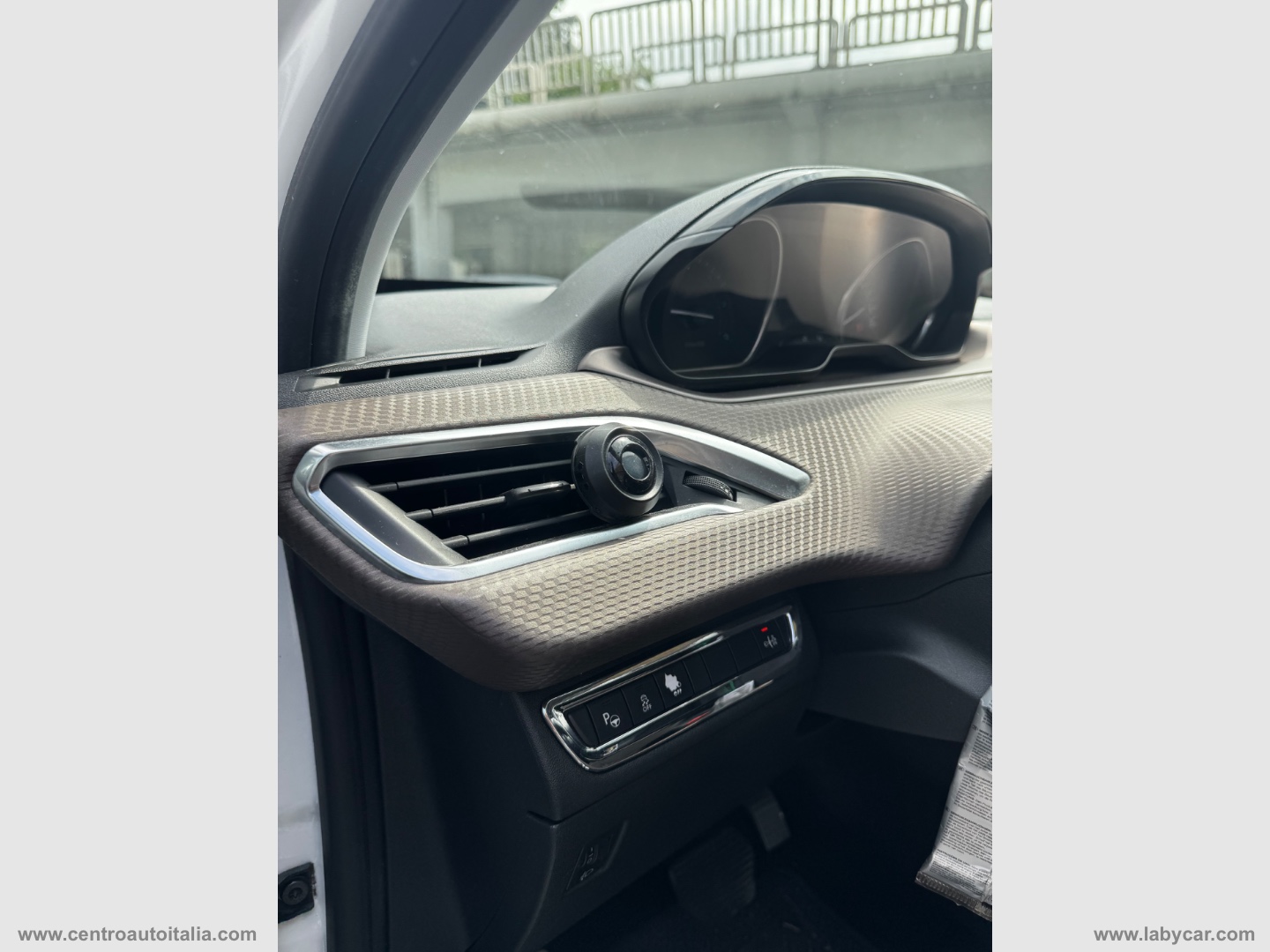 2008 1.6 e-HDi 92 CV S&S robot. Allure - immagine 19