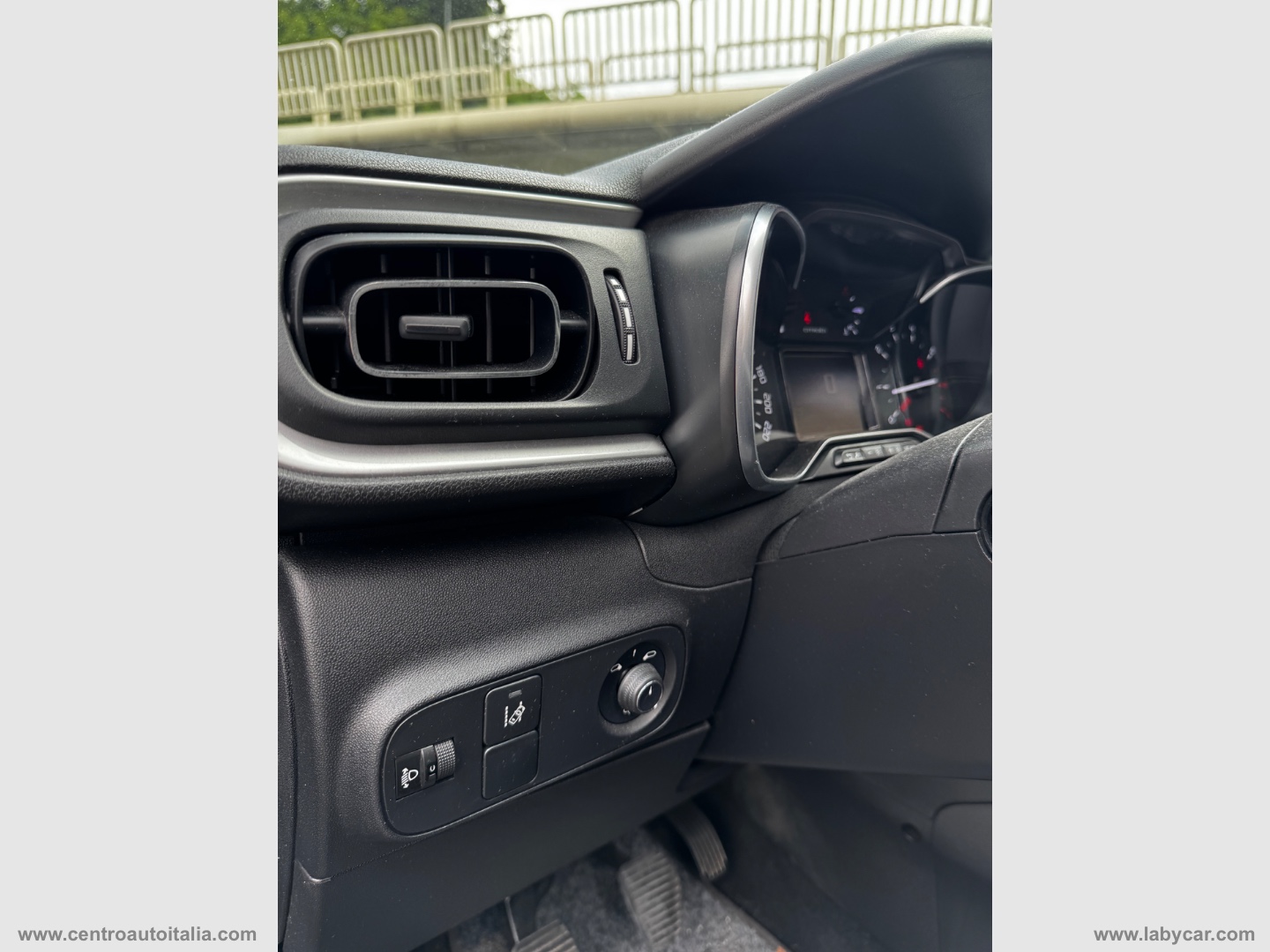 C3 PureTech 110 S&S Shine - immagine 19