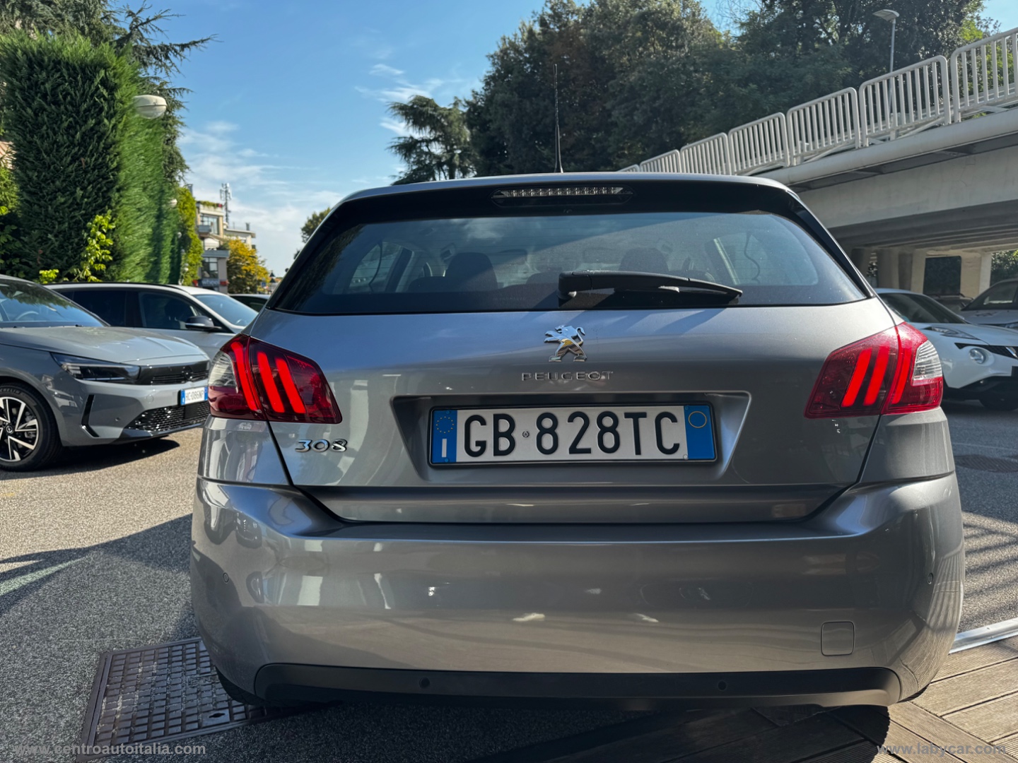 308 BlueHDi 130 S&S GT Line - immagine 19