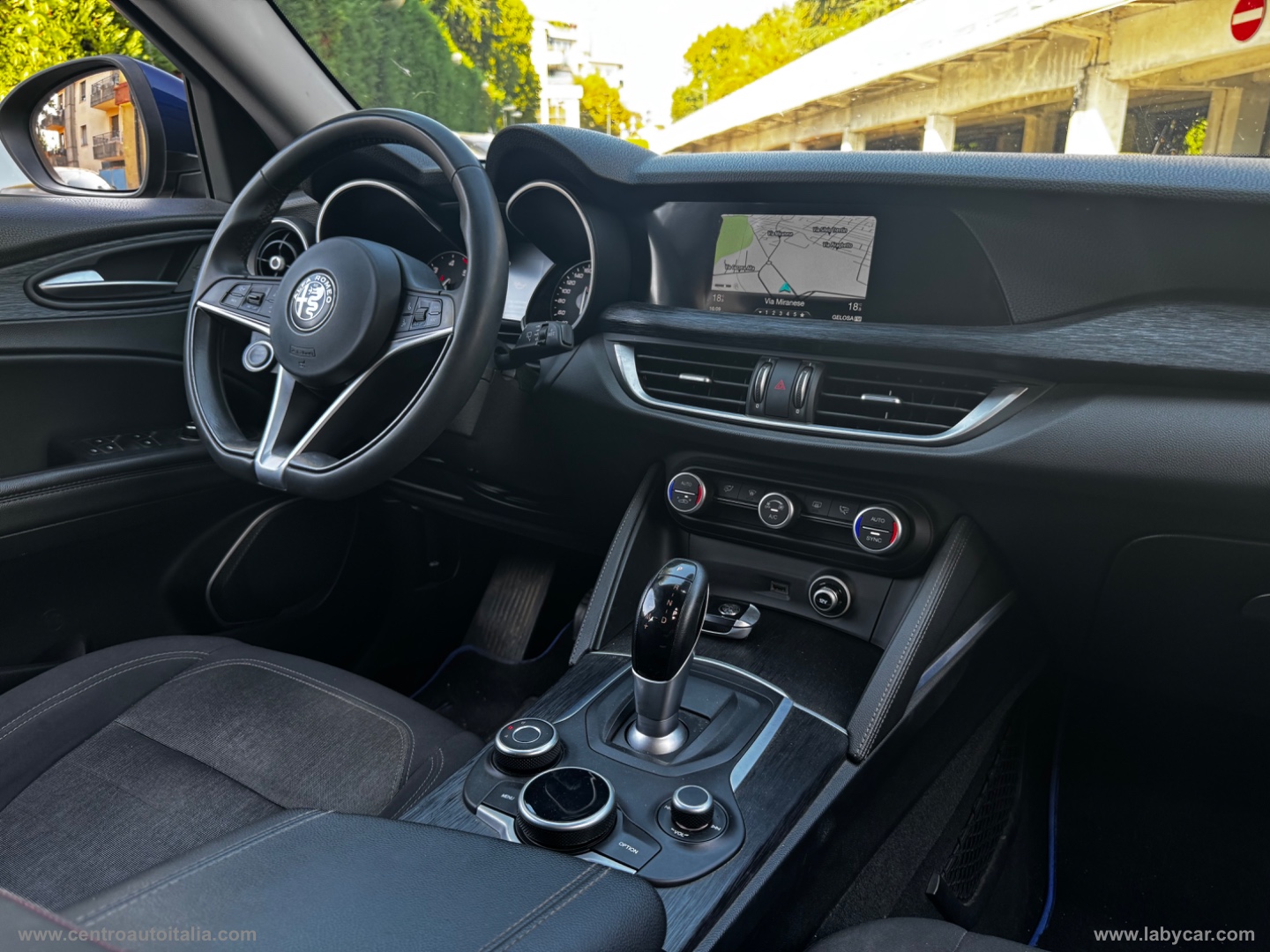 Stelvio 2.2 T.diesel 190 CV AT8 Q4 Exec. - immagine 19