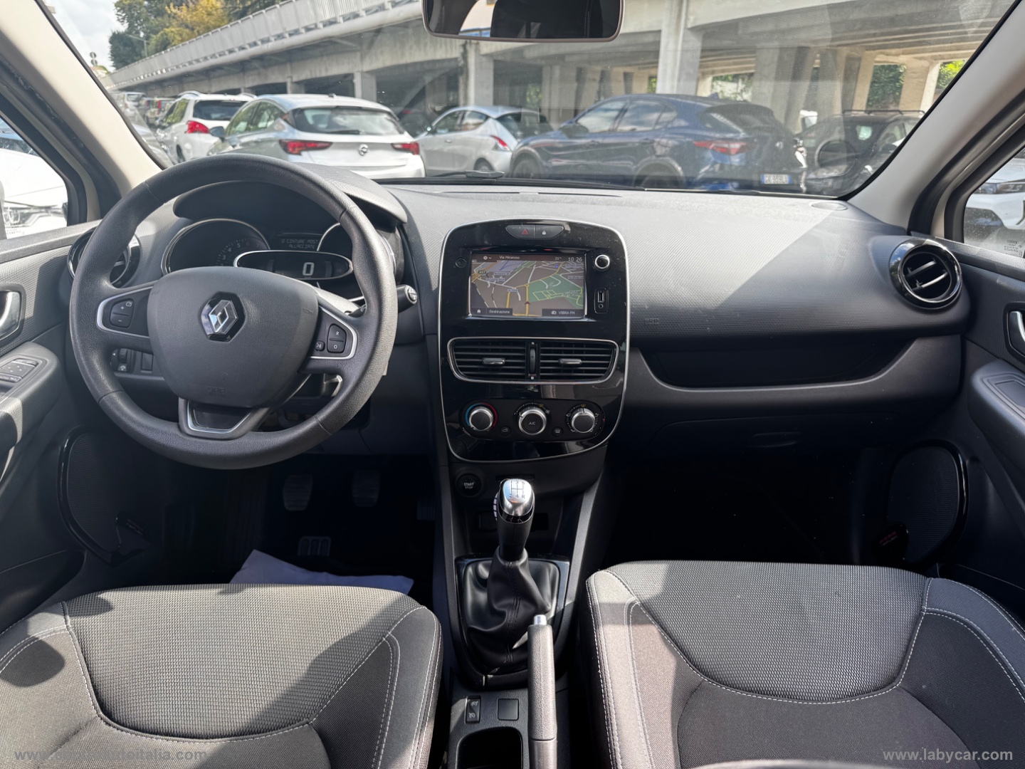 Clio 1.2 75 CV 5p. Duel2 - immagine 19