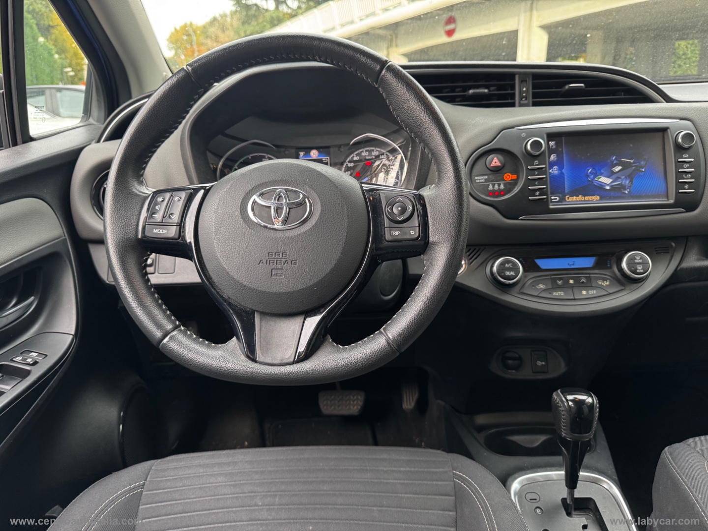 Yaris 1.5 Hybrid 5p. Business - immagine 19