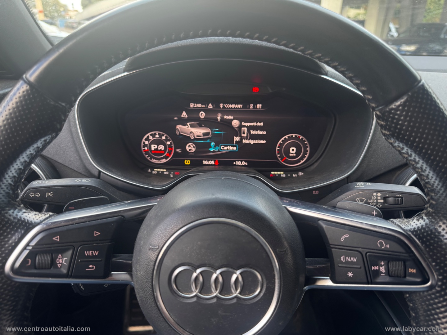 TT Roadster 2.0 TDI quattro S tr. S line - immagine 19