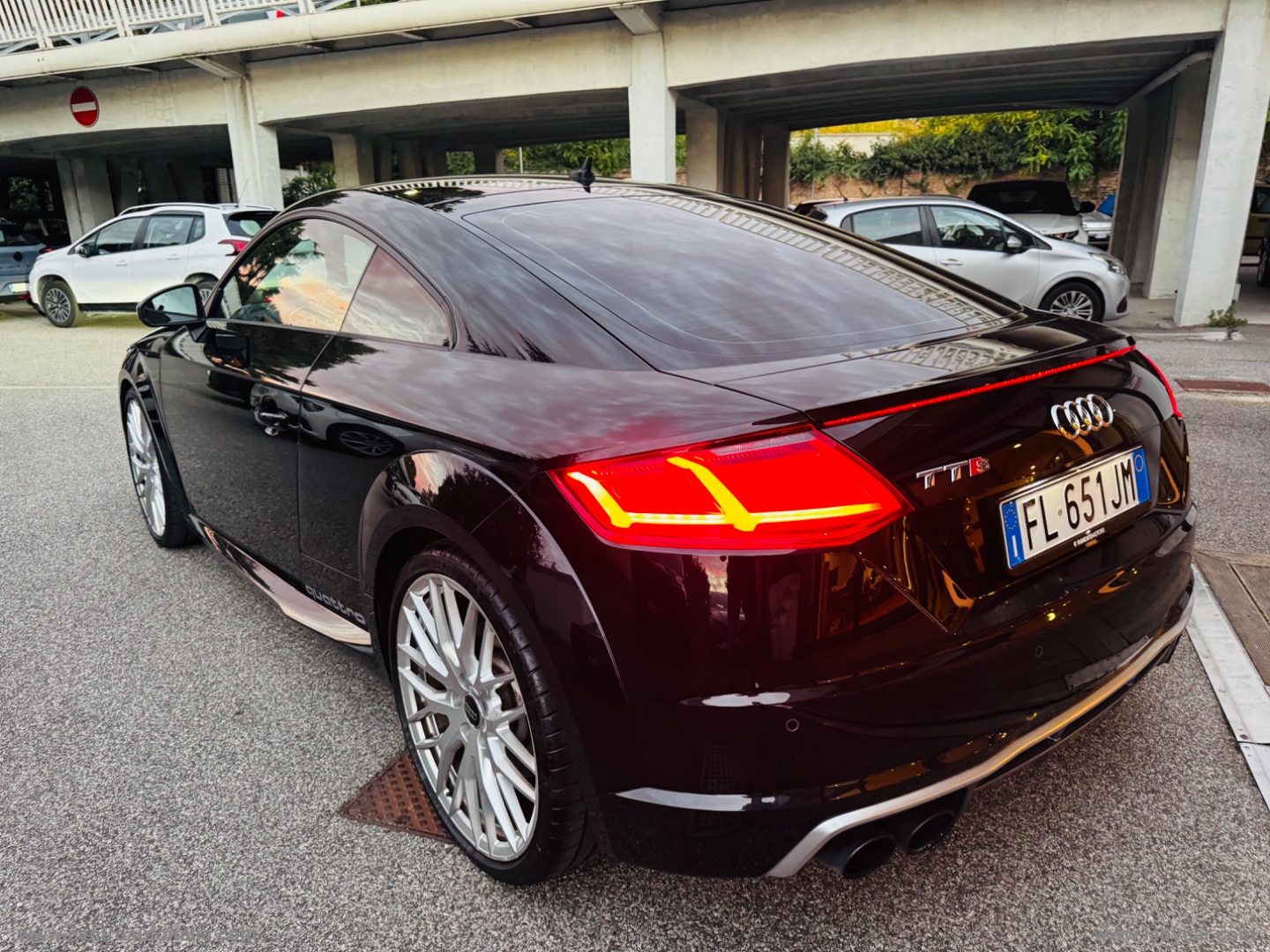 TTS Coupé 2.0 TFSI 310CV quattro S tr. - immagine 19