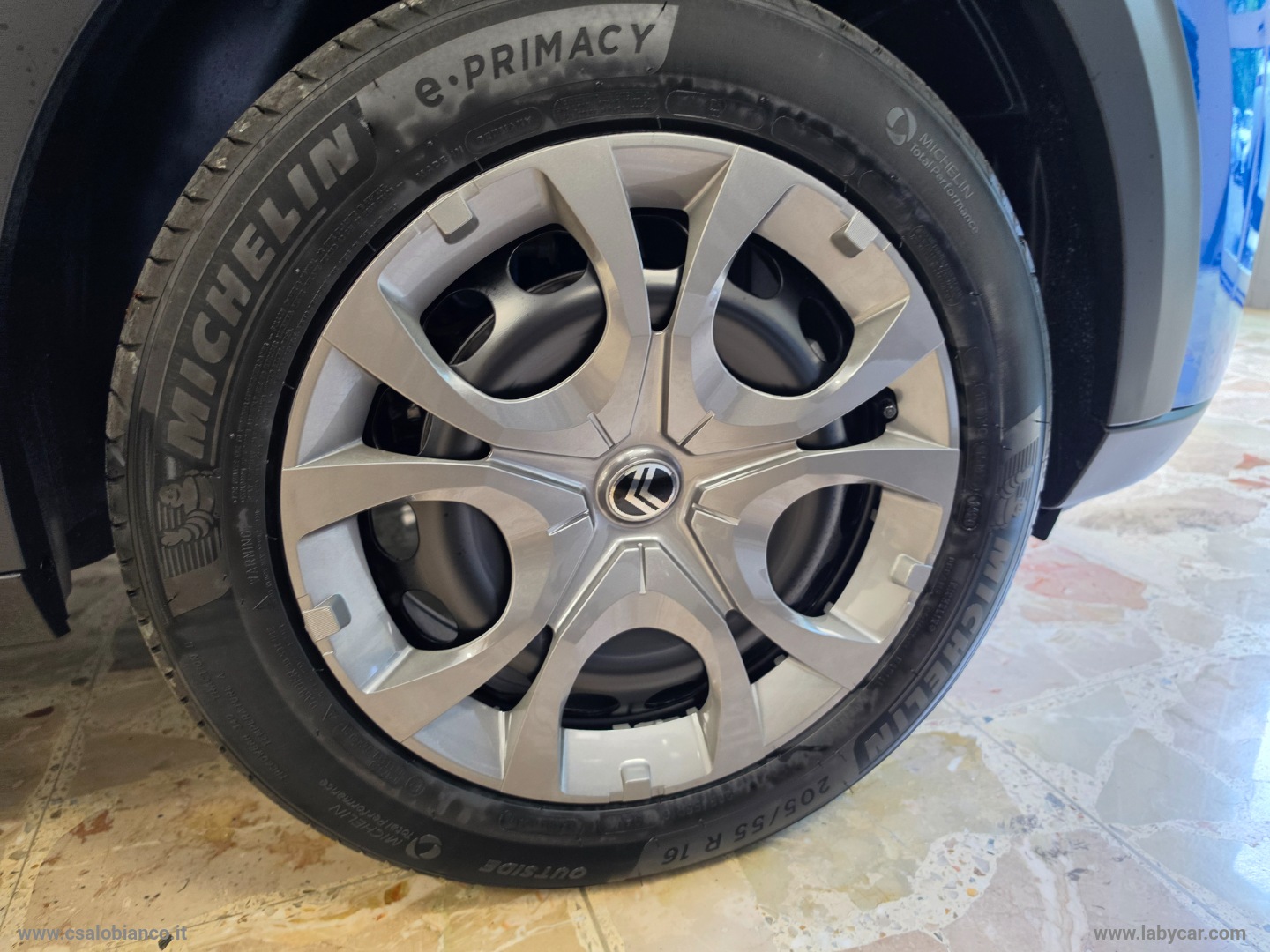 C3 PureTech 100 S&S You - immagine 19